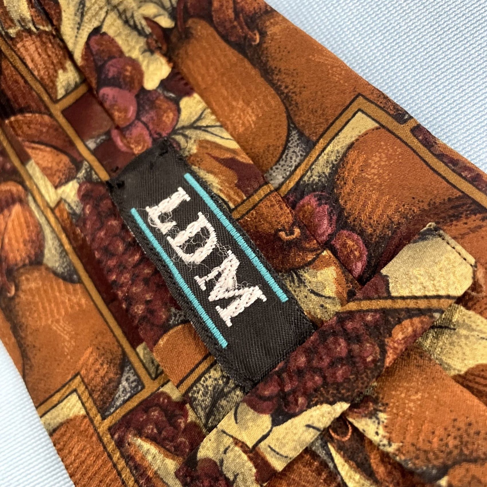 Vintage VINTAGE Necktie LDM Italy Silk Baroque Grapes Figs Pears Wedding Brown Red 4x59 Men Tie Size ONE SIZE - 5 Thumbnail