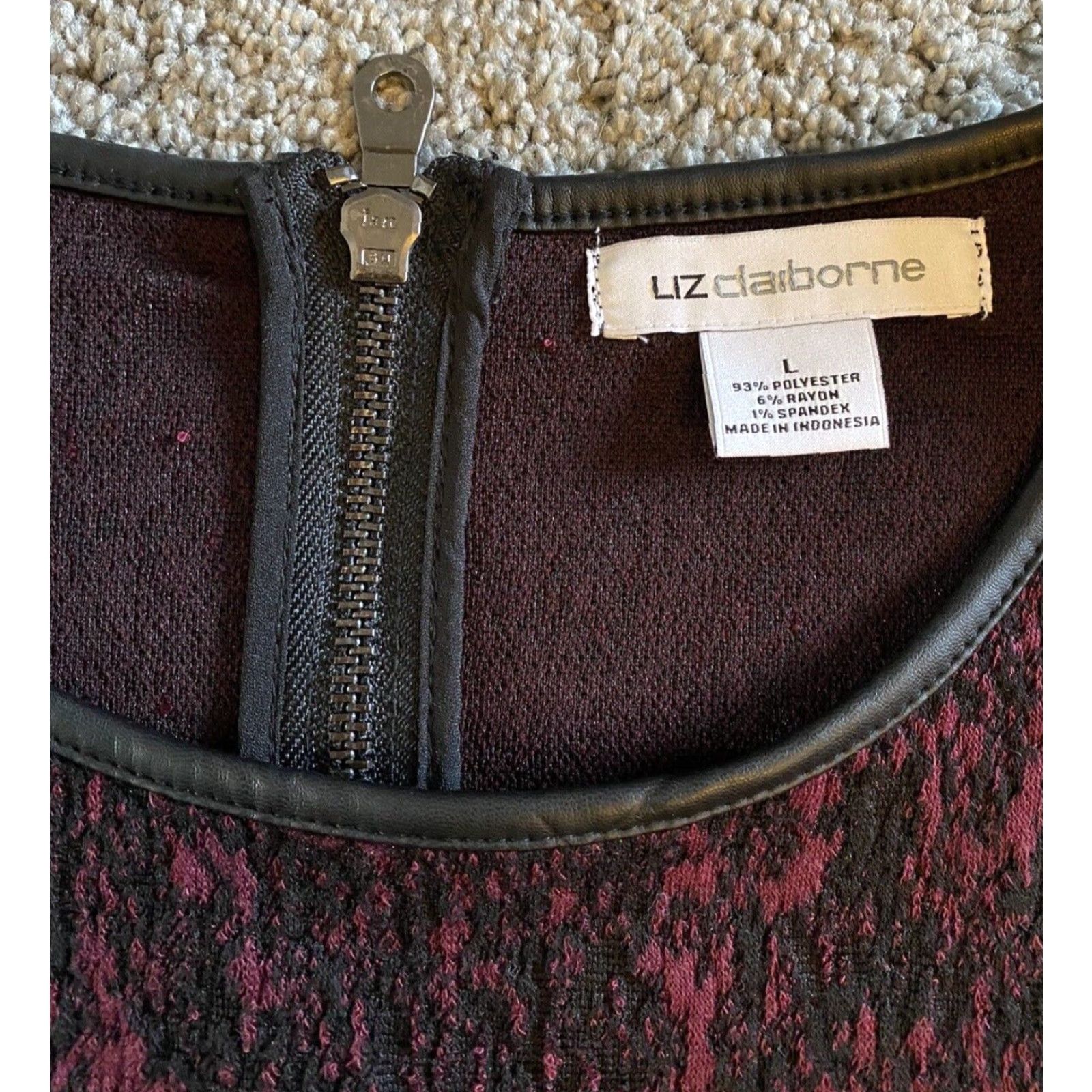 Liz Claiborne NWT New Liz Claiborne Top Shirt Women’s L Impressionist Dream Ruby Black Belt Size L / US 10 / IT 46 - 5 Thumbnail