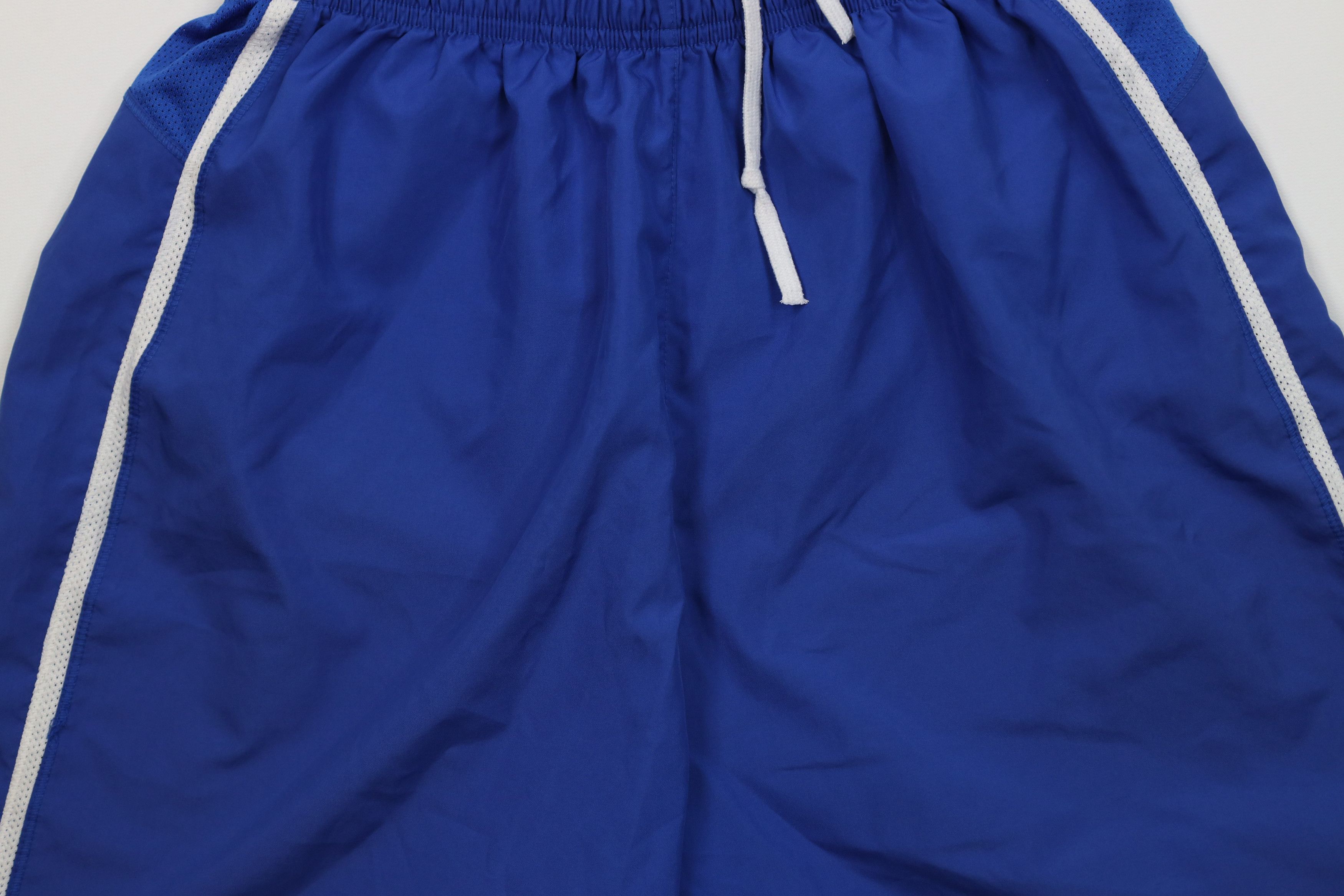 Nike Vintage Y2K Nike Mini Swoosh Running Jogging Soccer Shorts Size US 30 / EU 46 - 3 Thumbnail