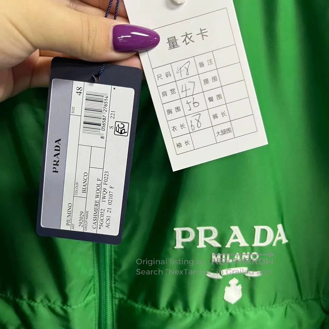Prada prada green logo print hooded jacket. Size US L / EU 52-54 / 3 - 5 Thumbnail