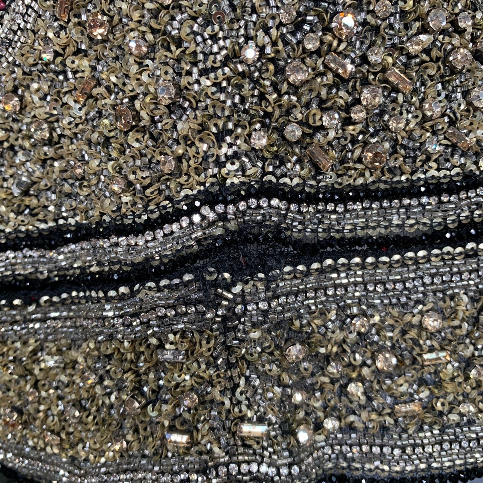 Naeem Khan Size 8 Silver Red & Blue Sequined Midi Cocktail Dress Size M / US 6-8 / IT 42-44 - 6 Thumbnail