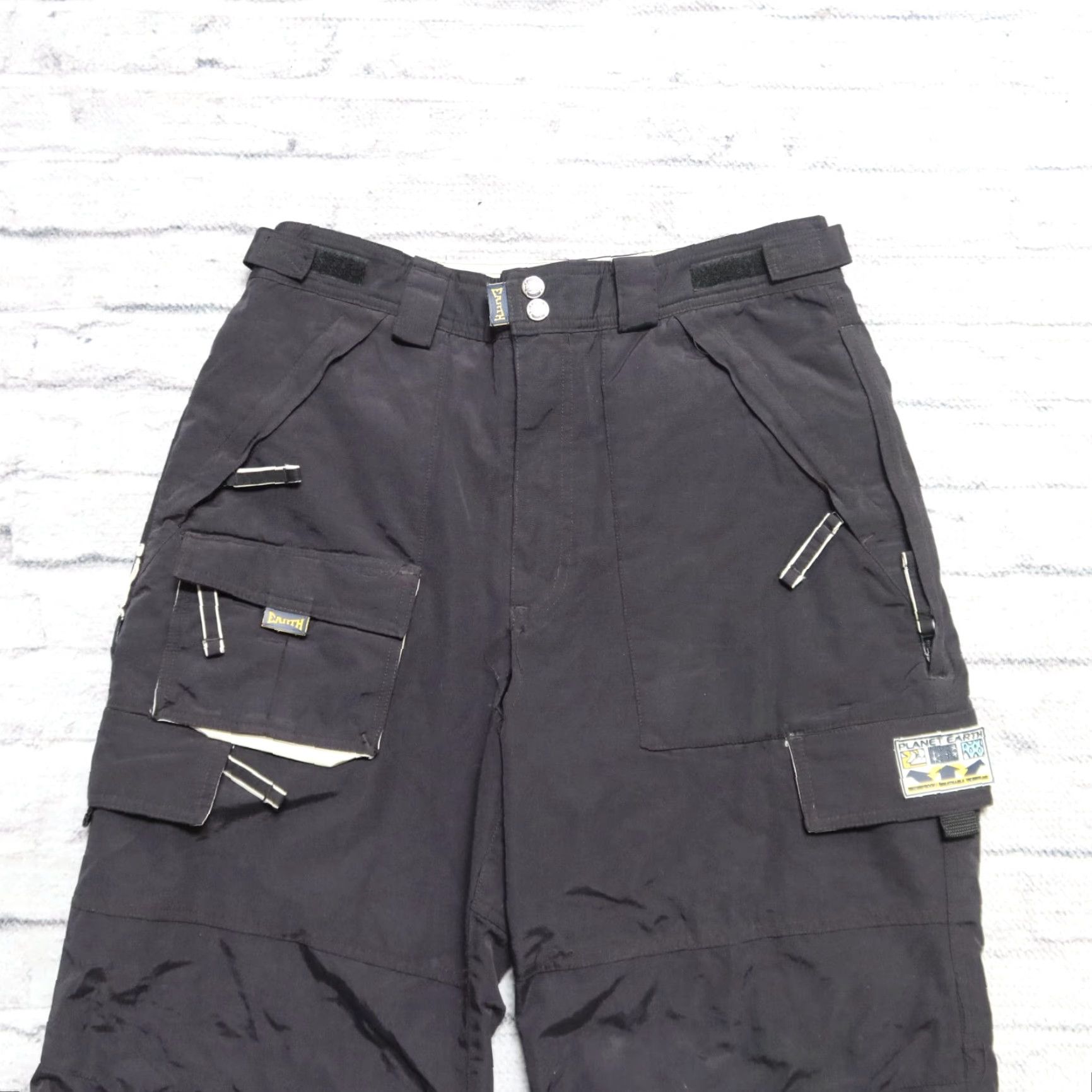 Vintage VINTAGE Planet Earth Snow Pants Mens Snowboard Black 90s Size L 28 1/2in 33in Jeans Winter Ski Size US 33 - 3 Thumbnail