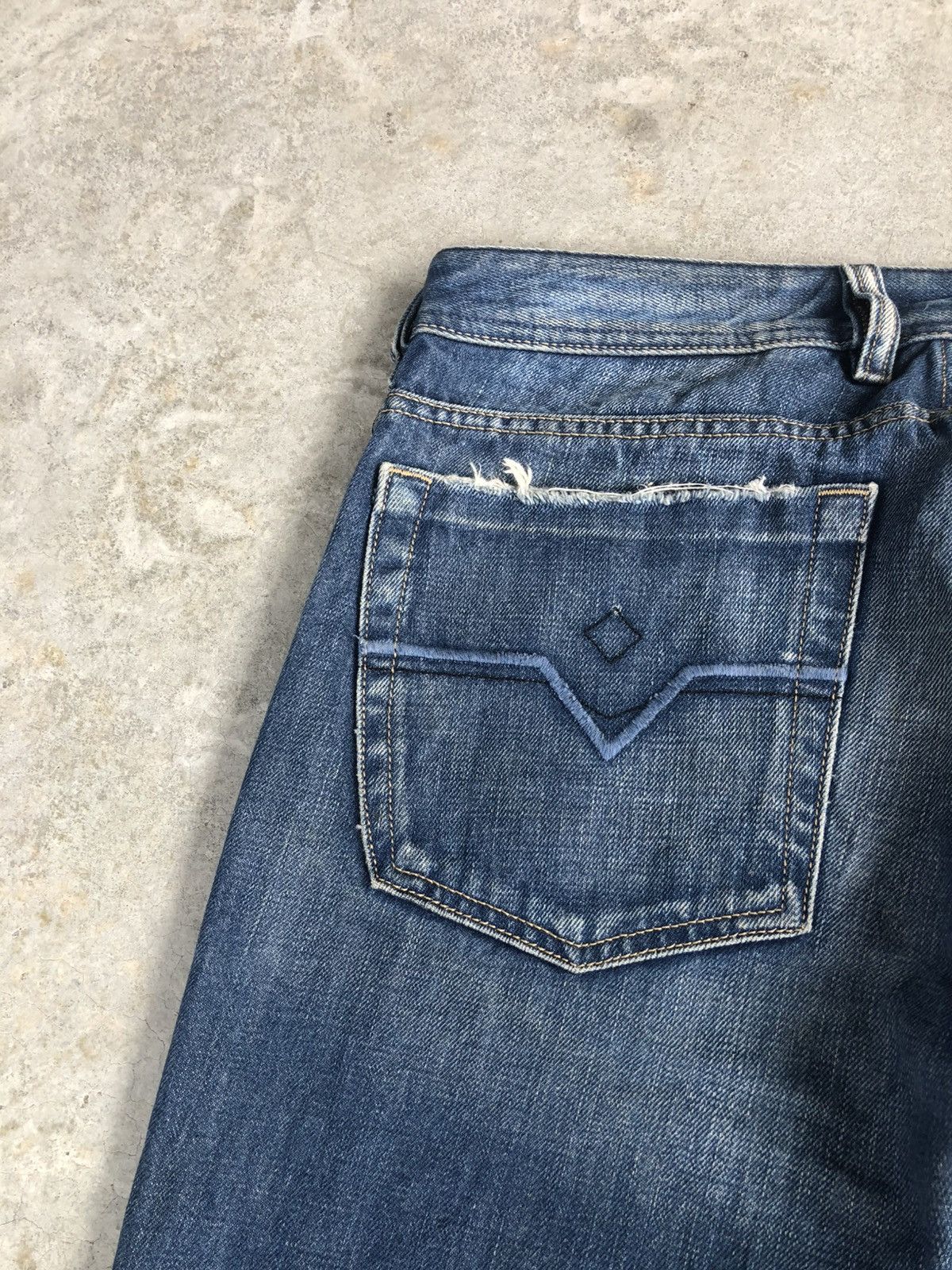 If Six Was Nine Japanese Diesel Flared Jeans Distressed Denim Size US 31 - 16 Thumbnail