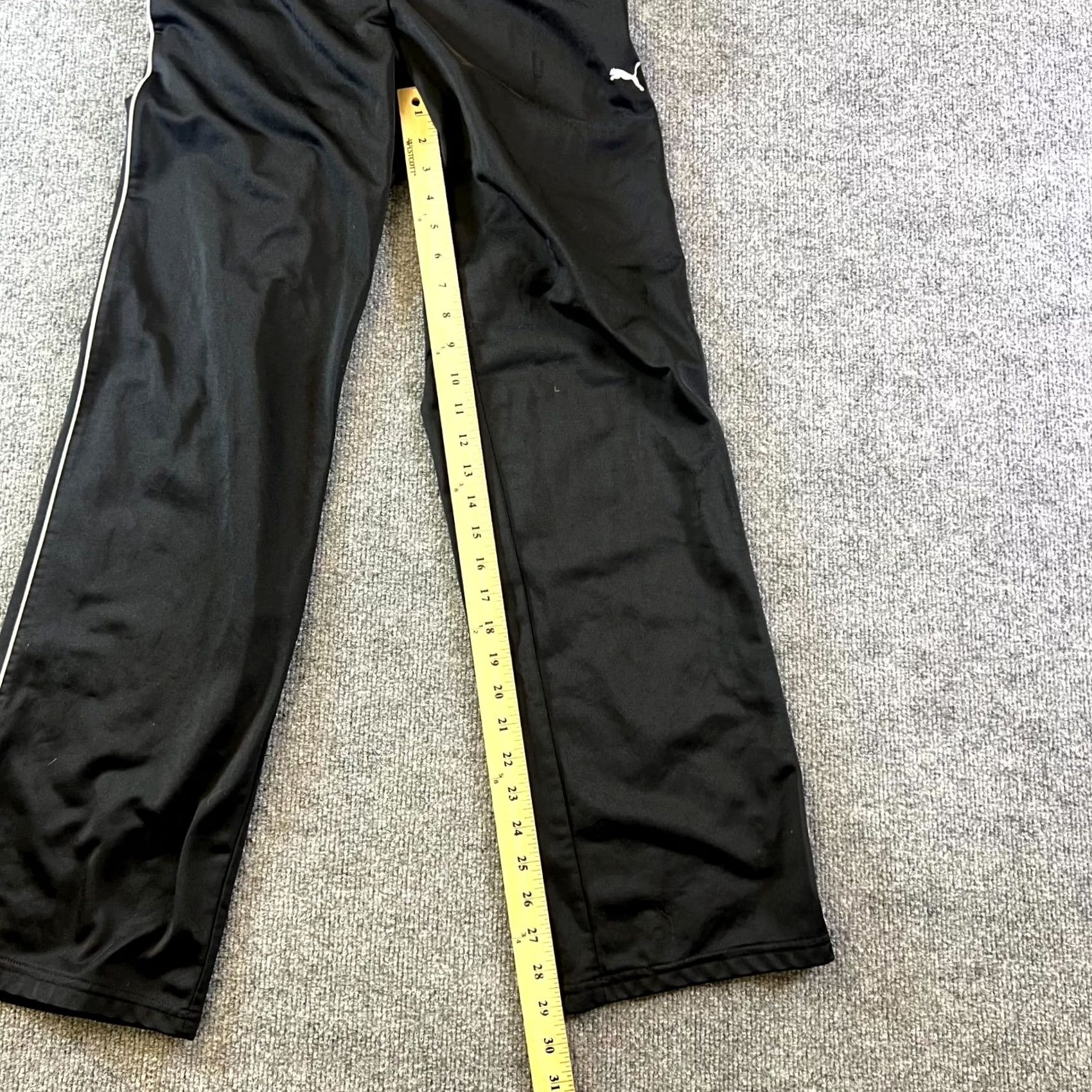 Puma VINTAGE Puma Track Pants Womens Small Black Logo Drawstring Running Retro Size 28" / US 6 / IT 42 - 4 Thumbnail
