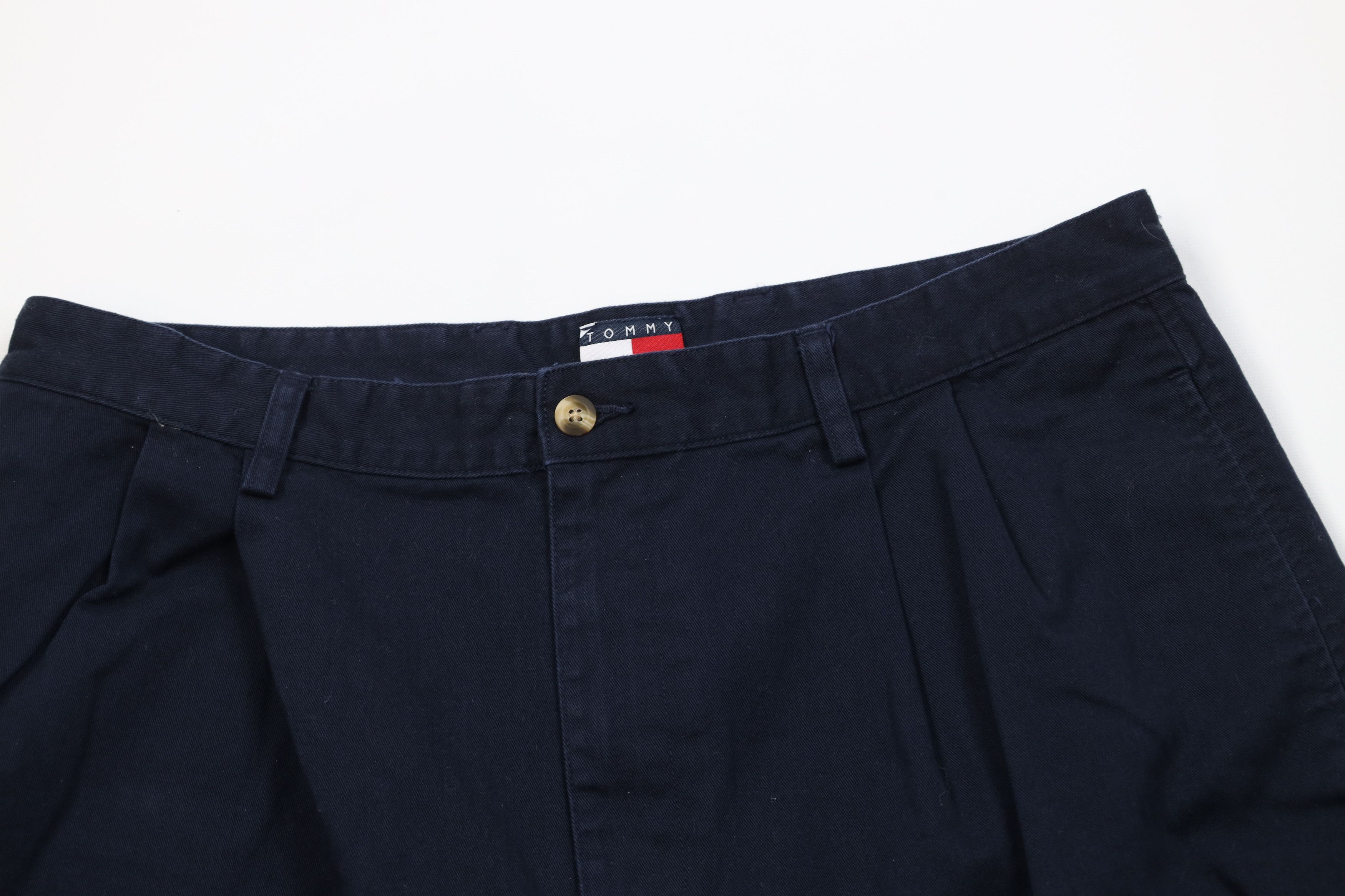 Tommy Hilfiger Vintage 90s Tommy Hilfiger Above Knee Chino Shorts Blue Size US 36 / EU 52 - 2 Thumbnail