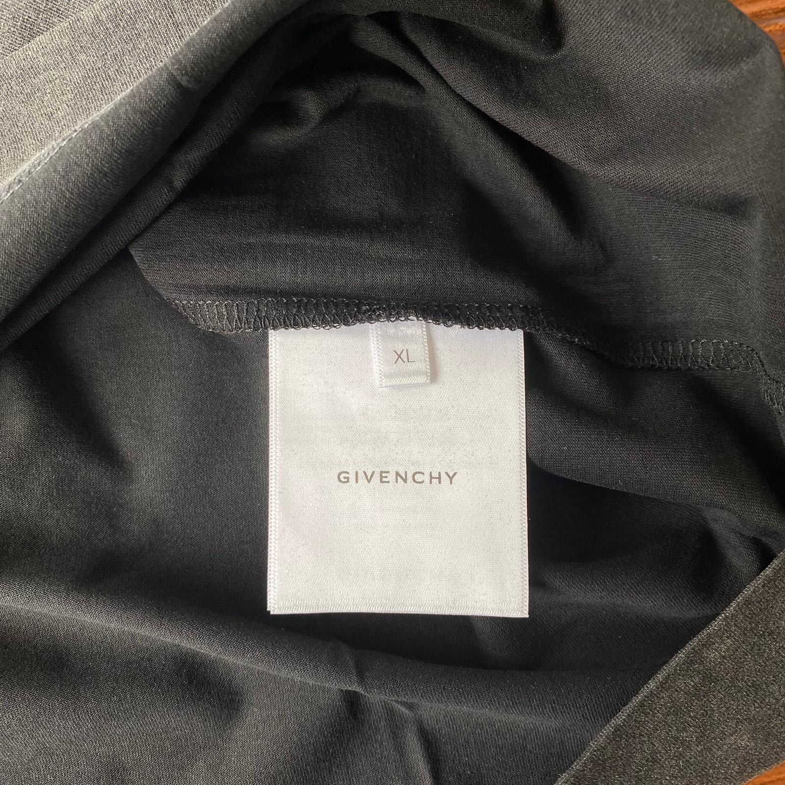 Givenchy Washed Black Overlapped 4G Logo Oversized T-Shirt Size US XL / EU 56 / 4 - 4 Thumbnail