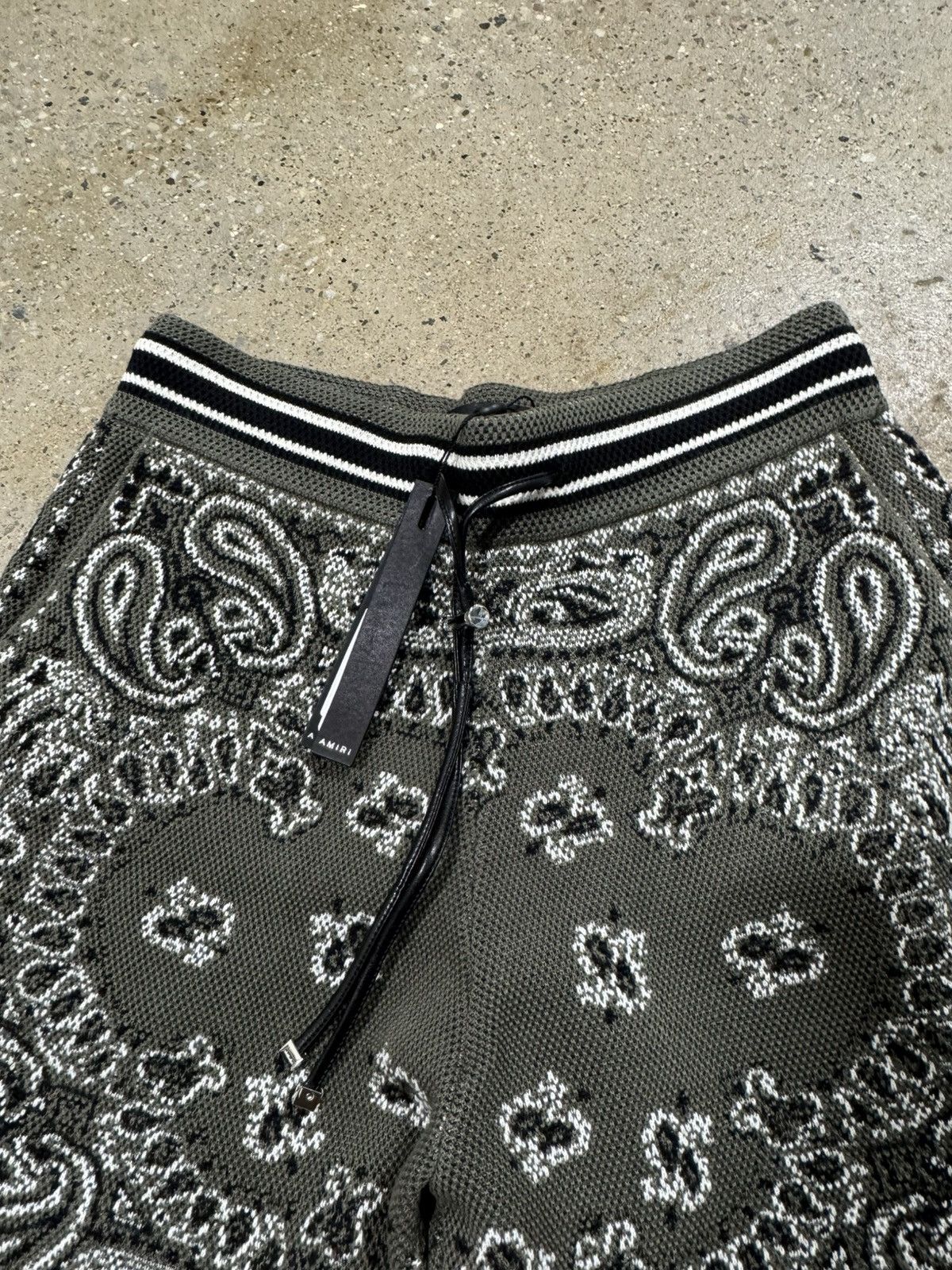 Amiri Amiri Bandana MA Shorts NEW 1000$ Size US 30 / EU 46 - 4 Thumbnail