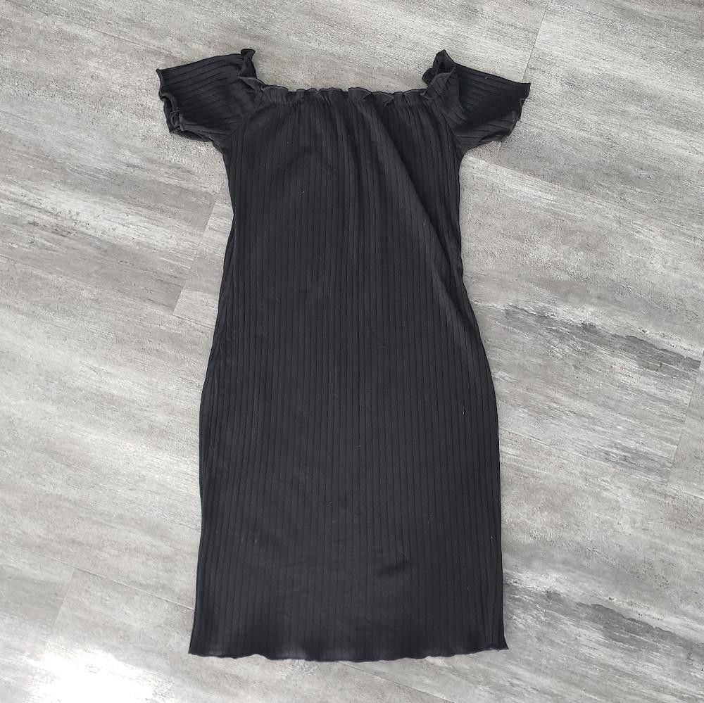 Designer Black Ribbed & Ruffled Short Sleeve Mini Size M / US 6-8 / IT 42-44 - 1 Thumbnail