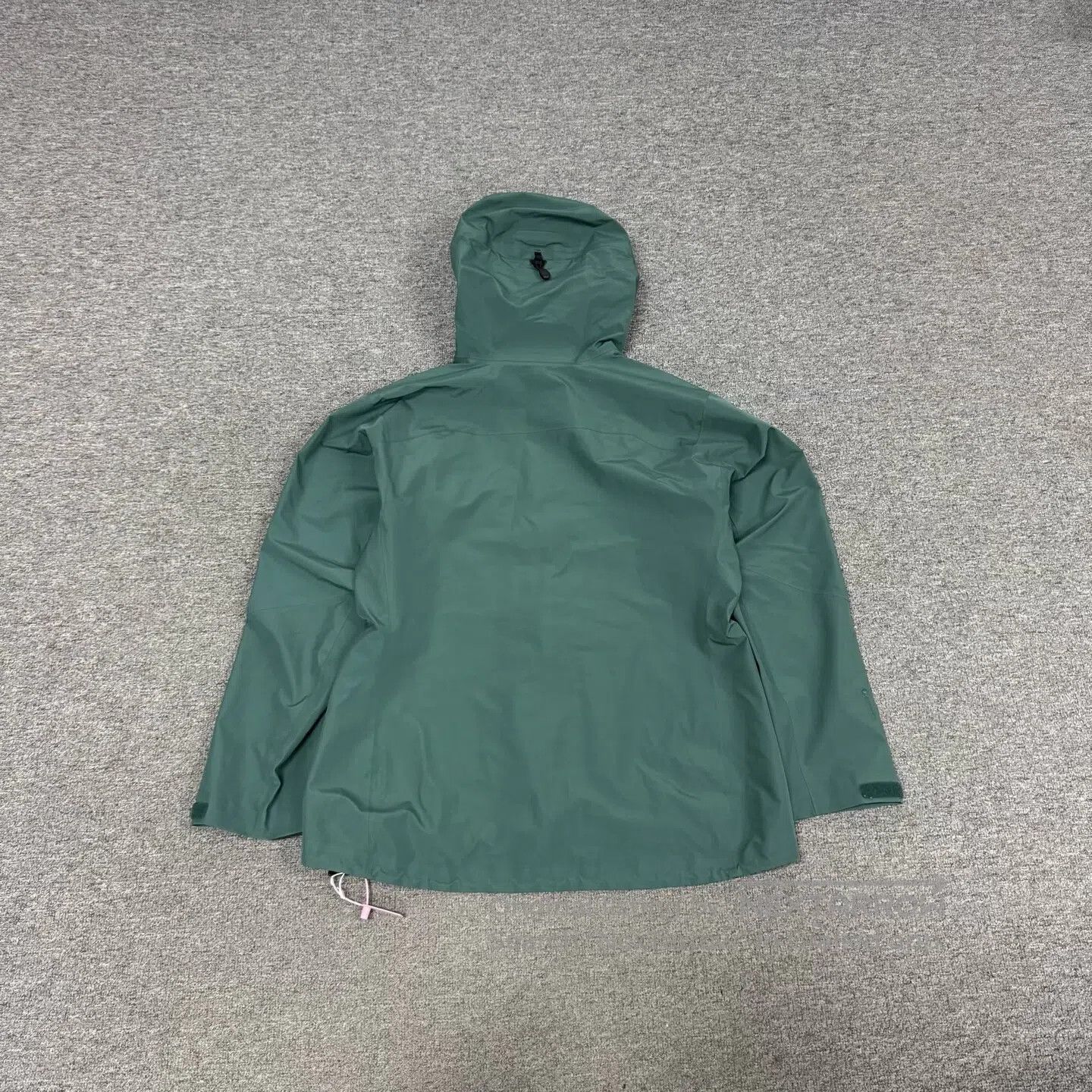 Arc'teryx ARC‘TERYX beta green hardshell| Size L / US 10 / IT 46 - 2 Thumbnail