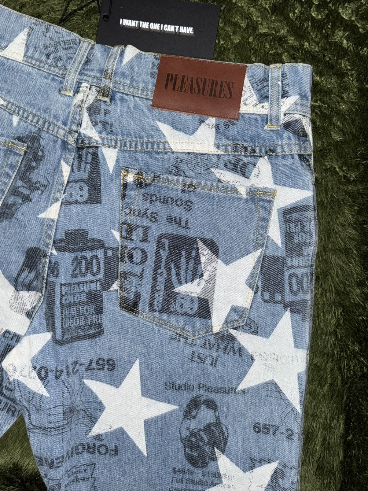 Pleasures [32] Pleasures star printed poppy denim pants light indigo Size US 32 / EU 48 - 10 Thumbnail