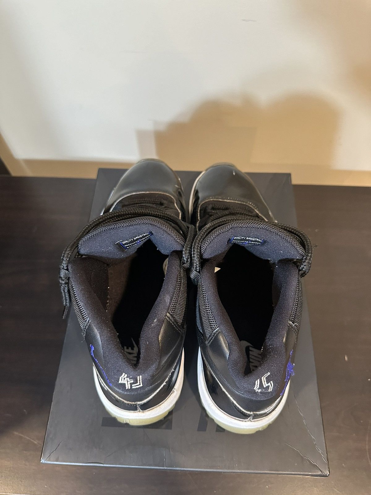 Jordan Brand × Nike 2016 Air Jordan 11 Retro 'Space Jam' Size US 11 / EU 44 - 5 Thumbnail