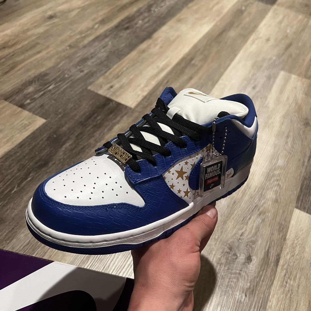 Nike × Supreme Nike Sb Dunk Low Supreme Stars Hyper Royal Size US 10.5 / EU 43-44 - 11 Thumbnail