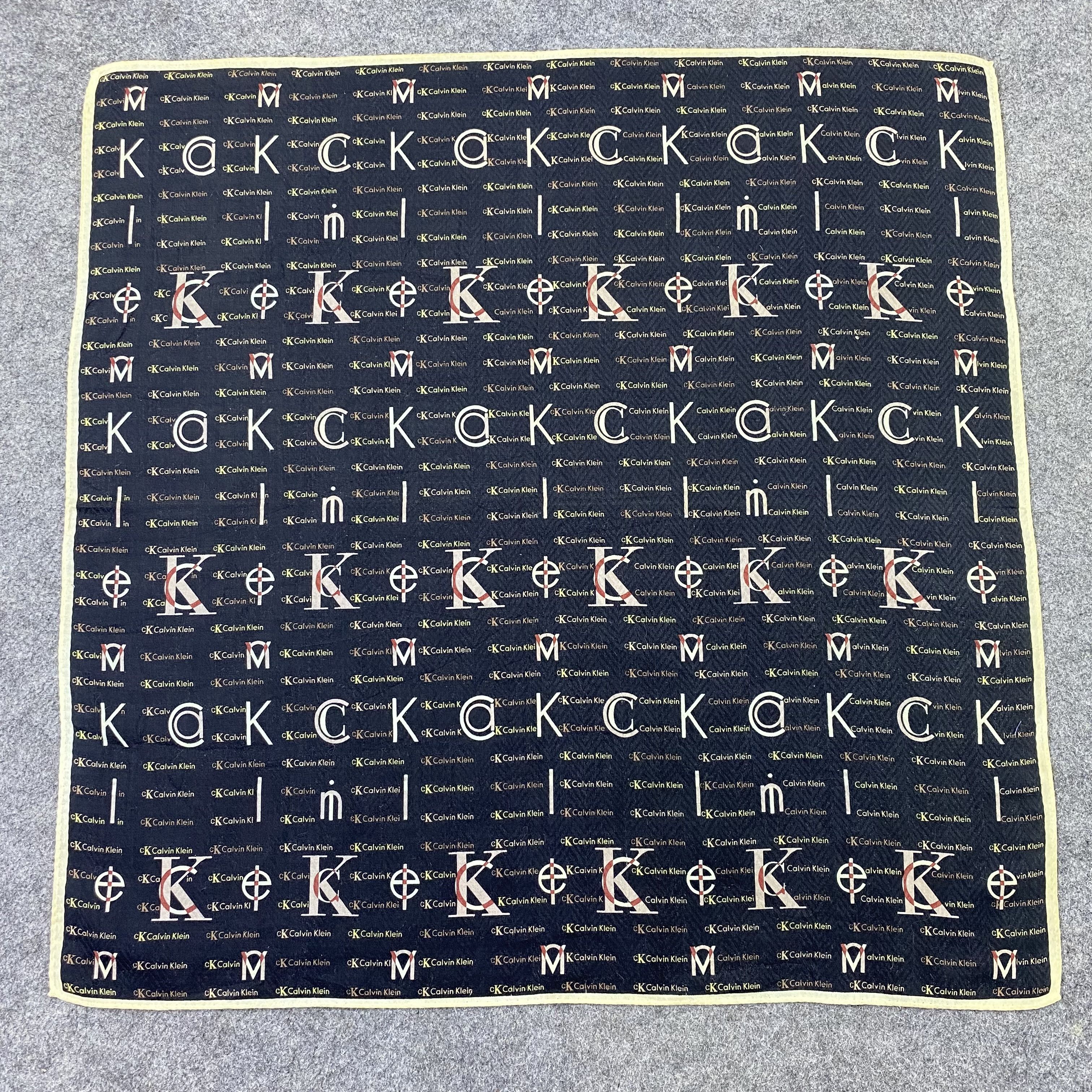 Calvin Klein Calvin Klein Handkerchief Neckerchief Bandana-B1640 Size ONE SIZE - 3 Thumbnail