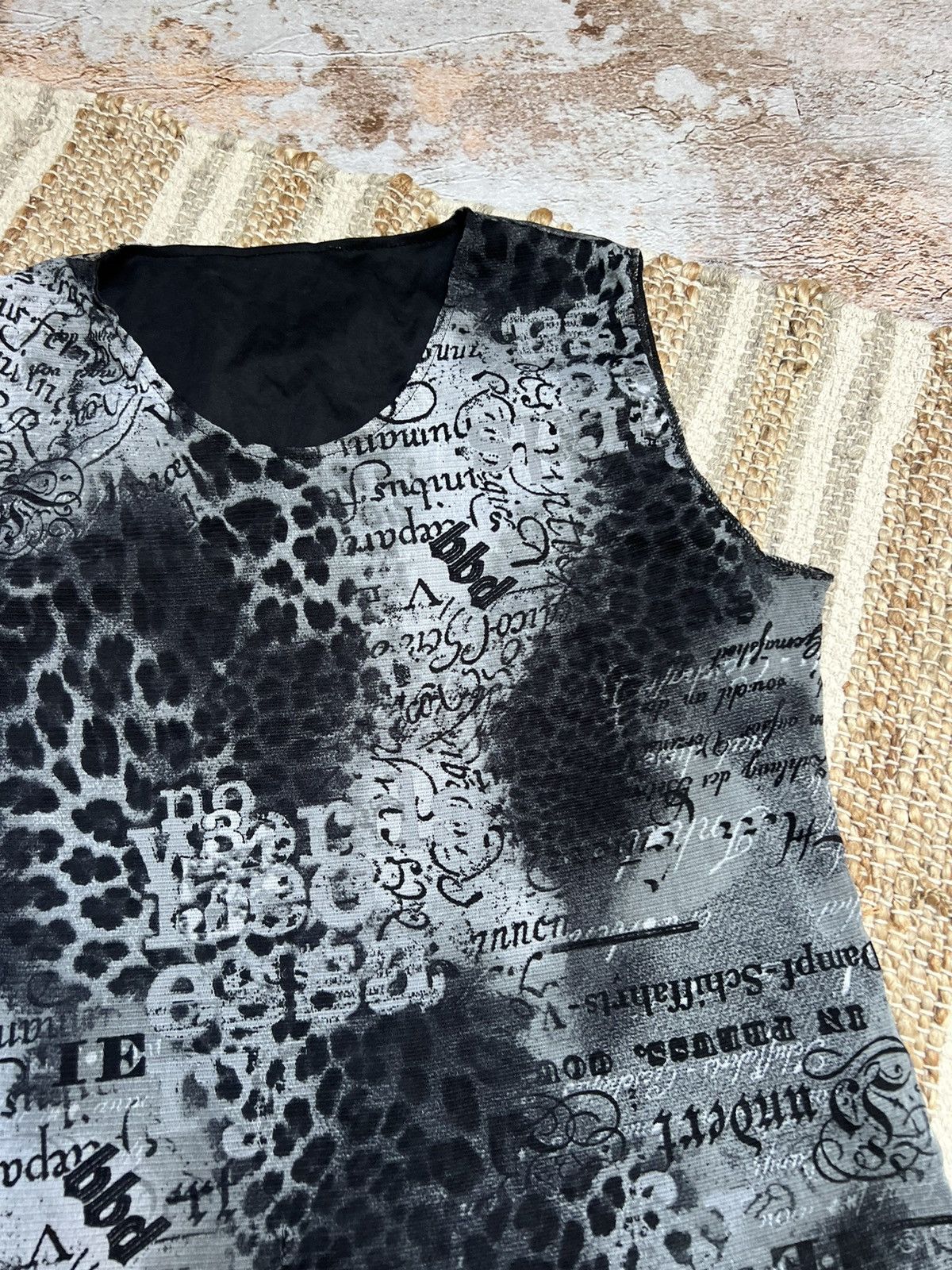 Vintage Vintage Avant Garde mesh tank top Size US M / EU 48-50 / 2 - 3 Thumbnail