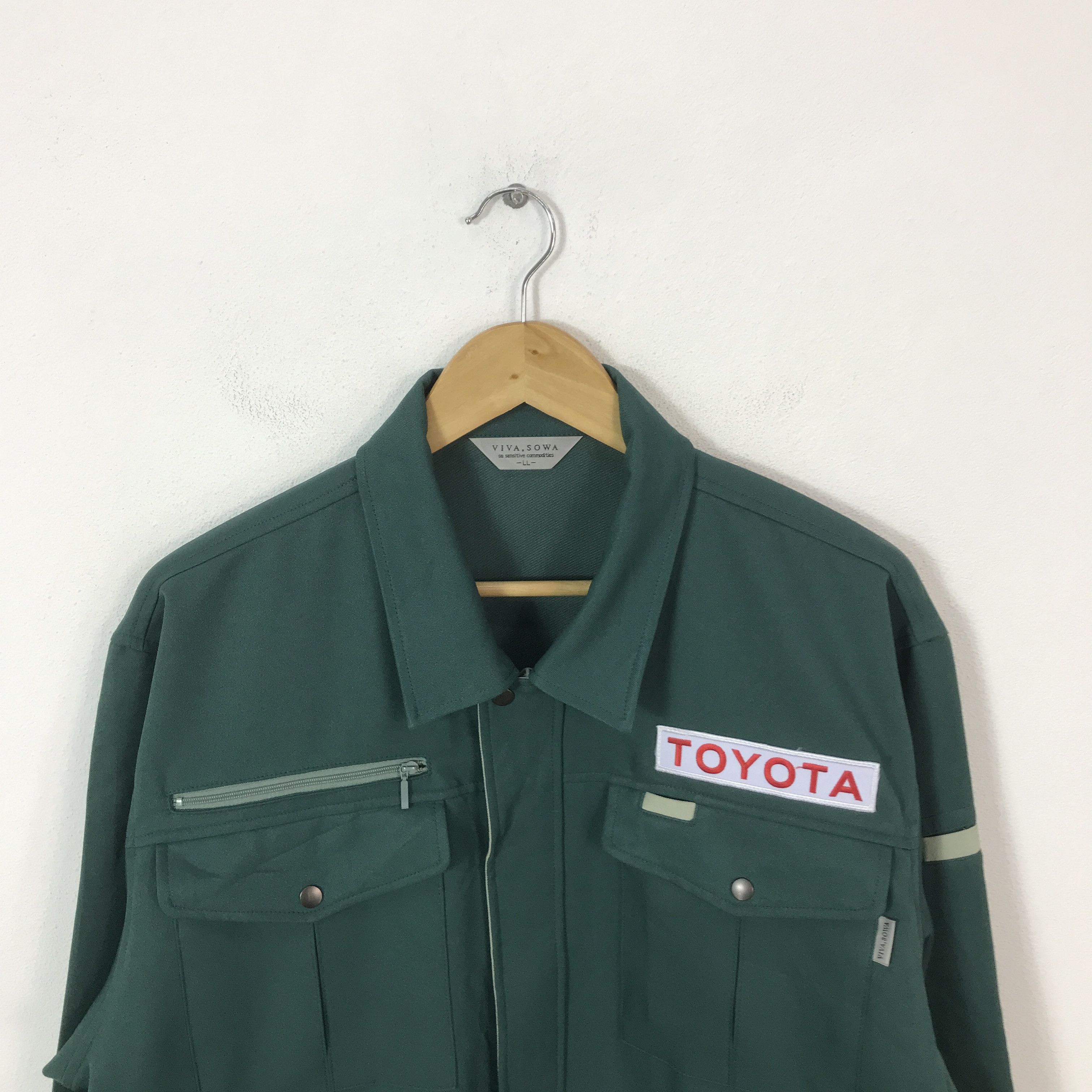 Japanese Brand Toyota Racing Motorsport custom Jacket K66B15 Size US L / EU 52-54 / 3 - 3 Thumbnail