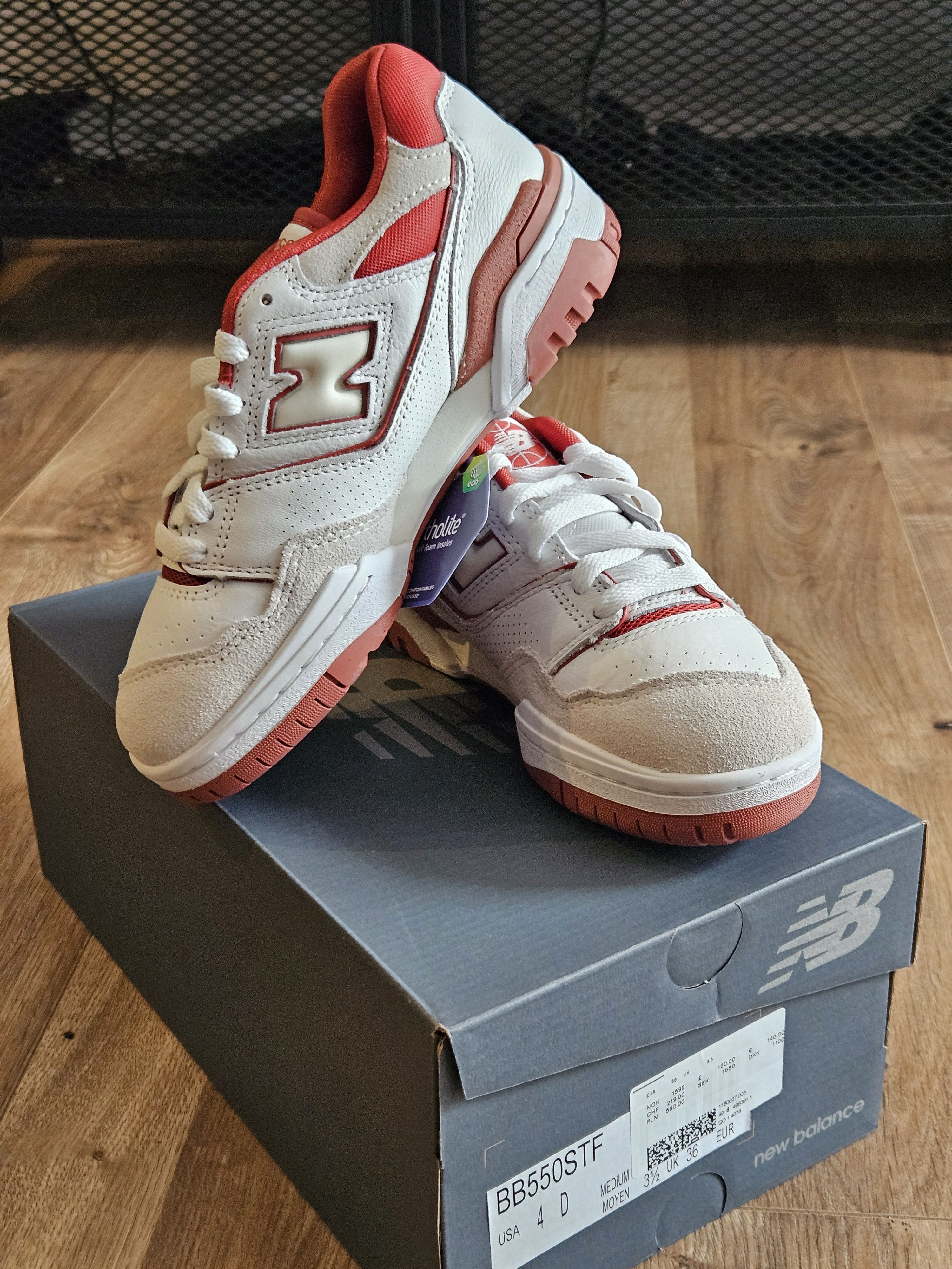New Balance New Balance 550 36 Size US 4 / IT 34 - 3 Thumbnail