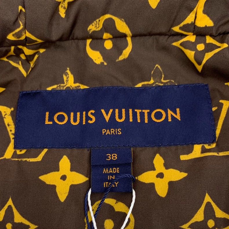 Louis Vuitton Louis Vuitton Dark brown logo full print hooded zipper lon Size XS / US 0-2 / IT 36-38 - 6 Thumbnail