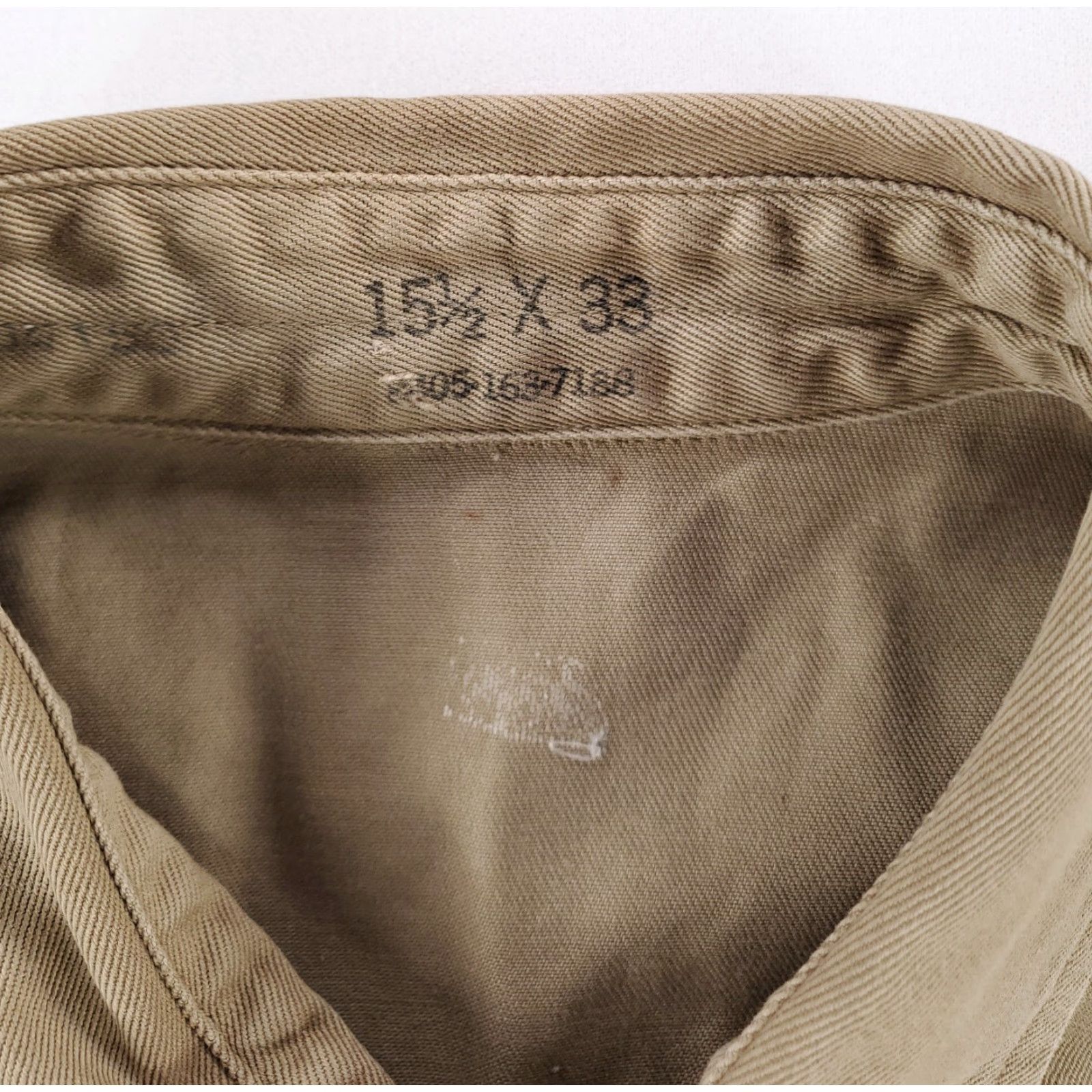 Vintage VINTAGE US Military Heavyweight Cotton Twill Button Up Shirt Tan Mens 15.5 / 33 Men’s Shirt Size US L / EU 52-54 / 3 - 7 Thumbnail