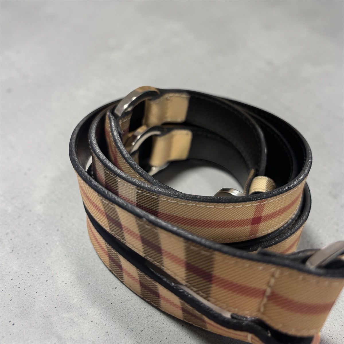 Burberry Burberry Gürtel / Neu Zustand / inkl. Staubbeutel Size ONE SIZE - 2 Thumbnail