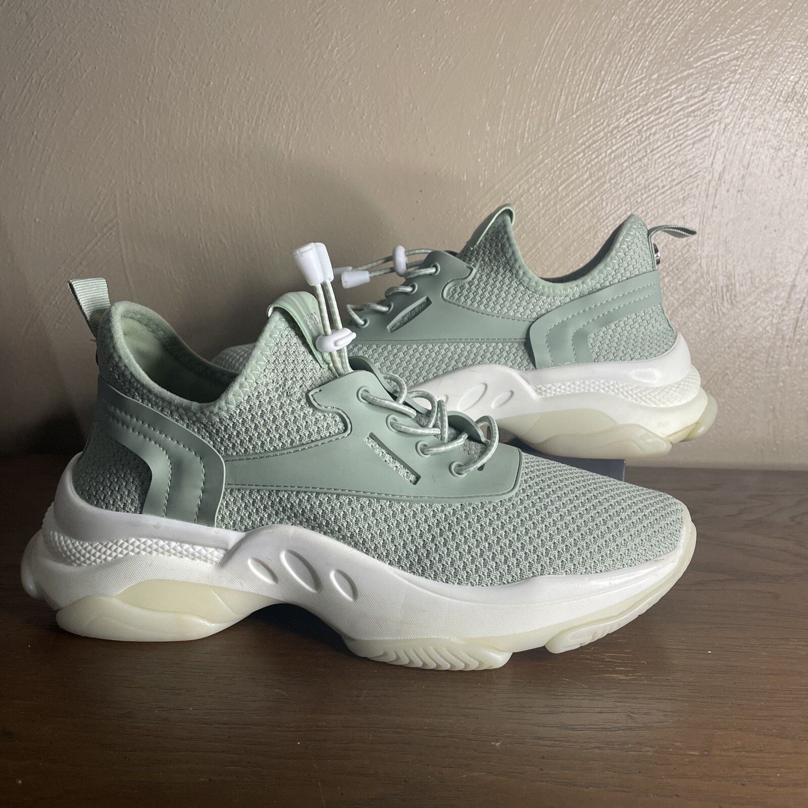 Steve Madden Steve Madden Myles Knit Sneakers, 9M In EUC Size US 9 / IT 39 - 2 Thumbnail