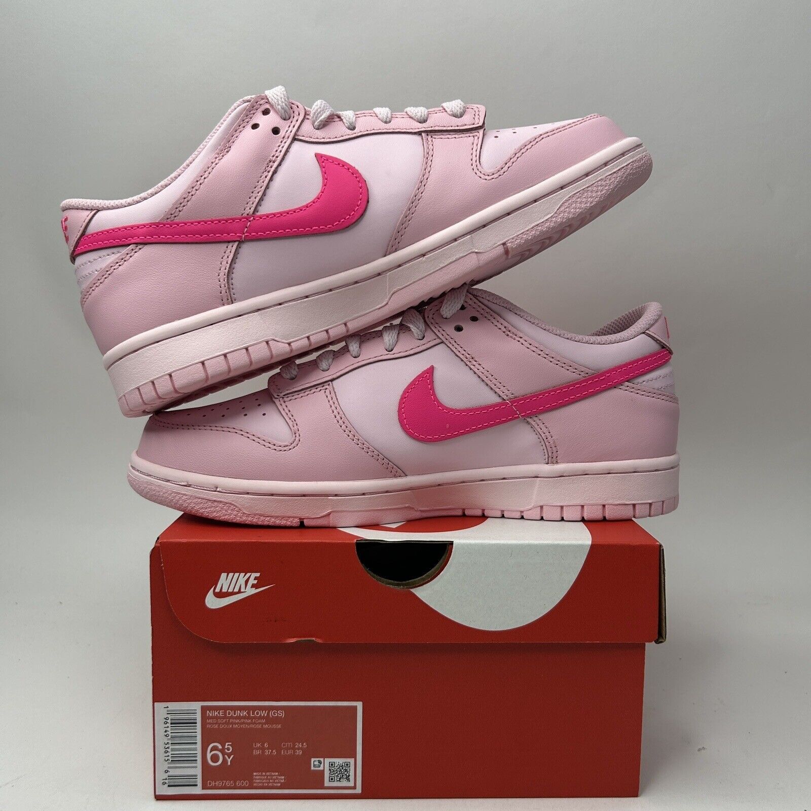 Nike Nike Dunk Low GS “Triple Pink/Pink Panther” 2023 Size US 8 / IT 38 - 3 Thumbnail