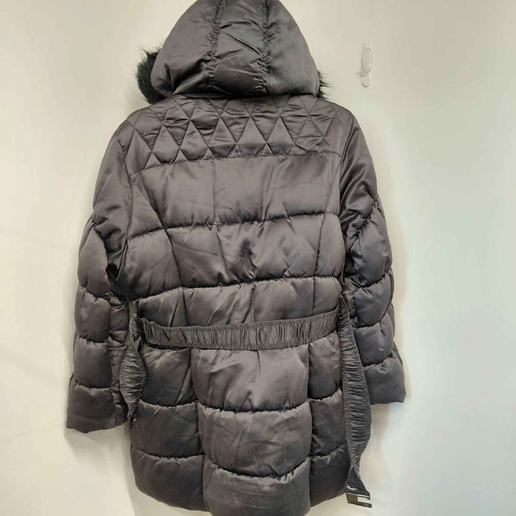 Coogi **VINTAGE COOGI Women's Size 2X Brownish Black Puffer Coat** User: **Vintage COOGI Women's Size 2X Brownish Black Puffer Jacket** Size XXL / US 16-18 / IT 52-54 - 4 Thumbnail