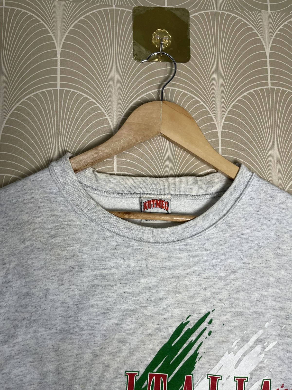 Nutmeg VINTAGE WORLDCUP USA 94’ ITALIA TEAM X NUTMEG CREWNECK RARE Size US L / EU 52-54 / 3 - 10 Thumbnail