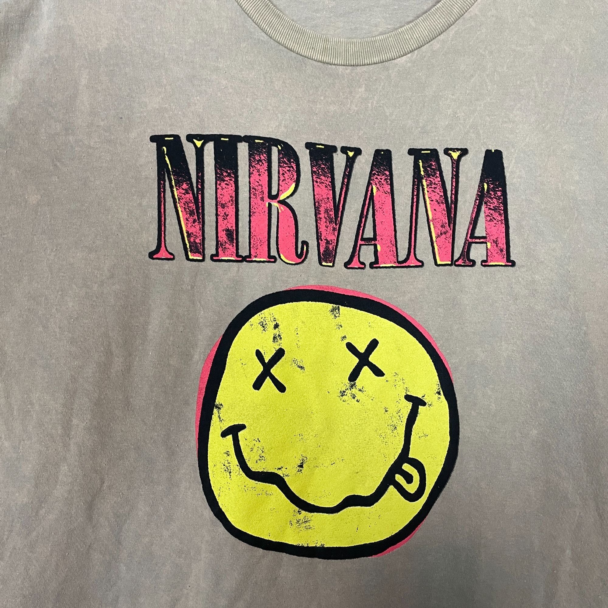 Nirvana Nirvana Vintage Style Rock T-shirt, Classic Smiley Logo size Size US L / EU 52-54 / 3 - 2 Thumbnail