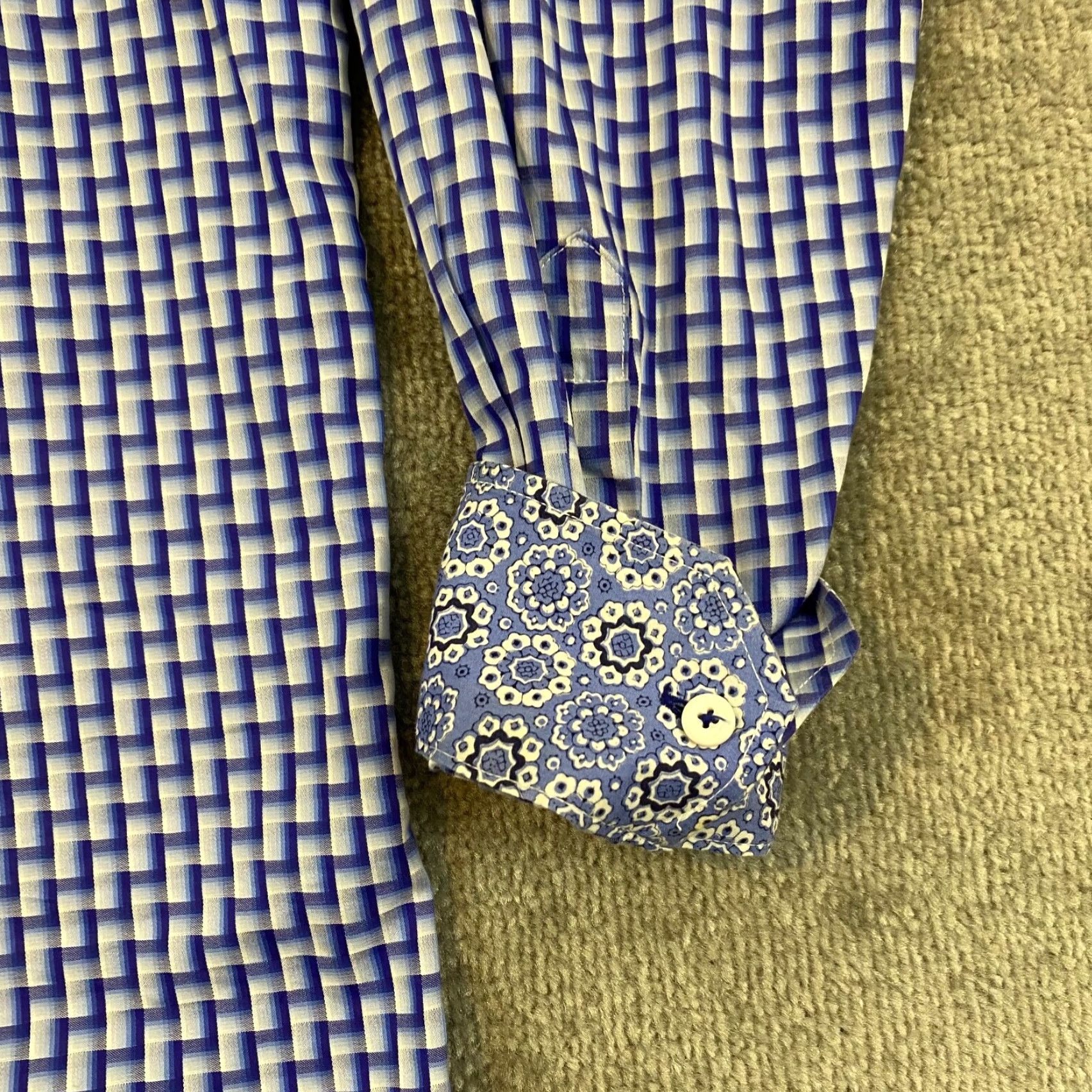Johnston & Murphy Johnston & Murphy Shirt Mens Large Blue Geometric Button Up Flip Cuff Dress L/S Size 42R - 4 Thumbnail