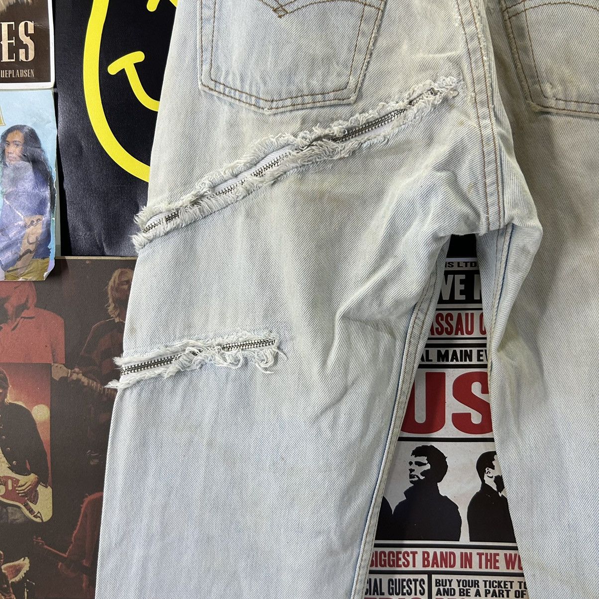 Levi's Vintage Levi’s 524 USA Punk Zipped Custom Rare Design Denim Size US 29 - 12 Thumbnail