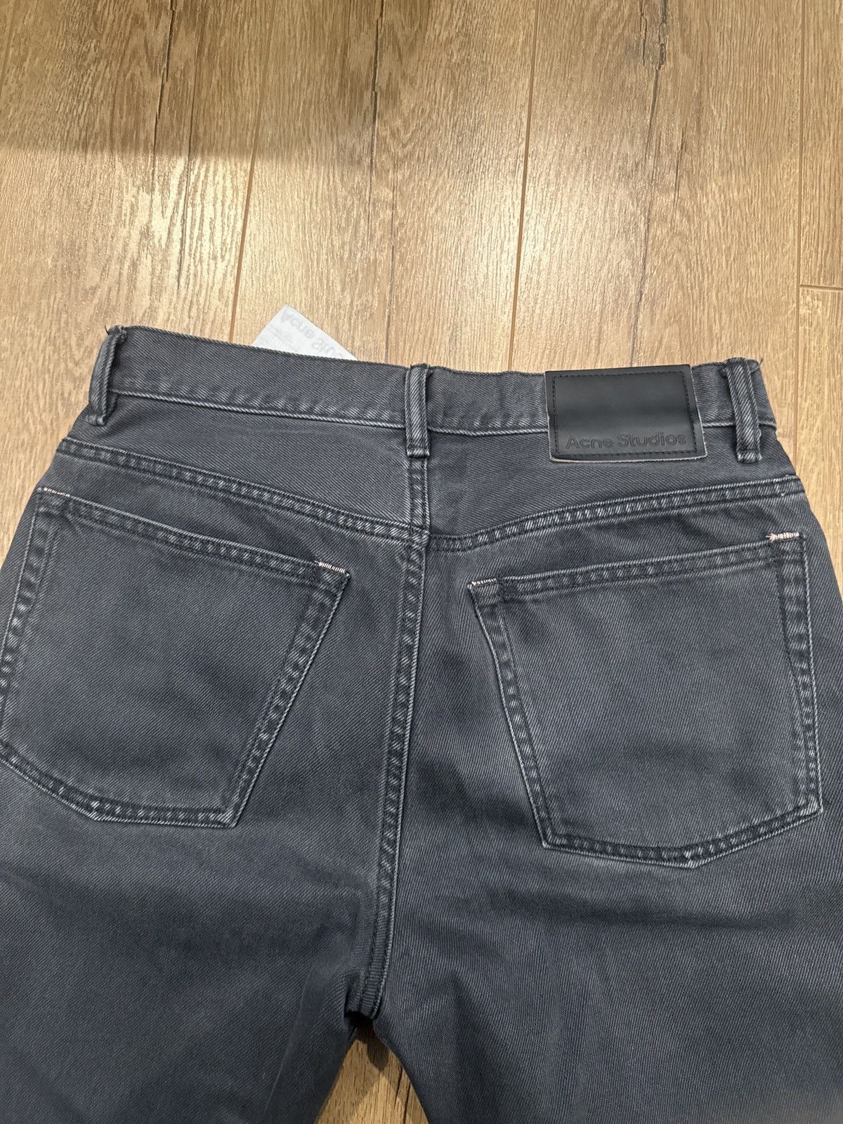 Acne Studios Acne Studios 2021M faded black denim Size US 29 - 3 Thumbnail