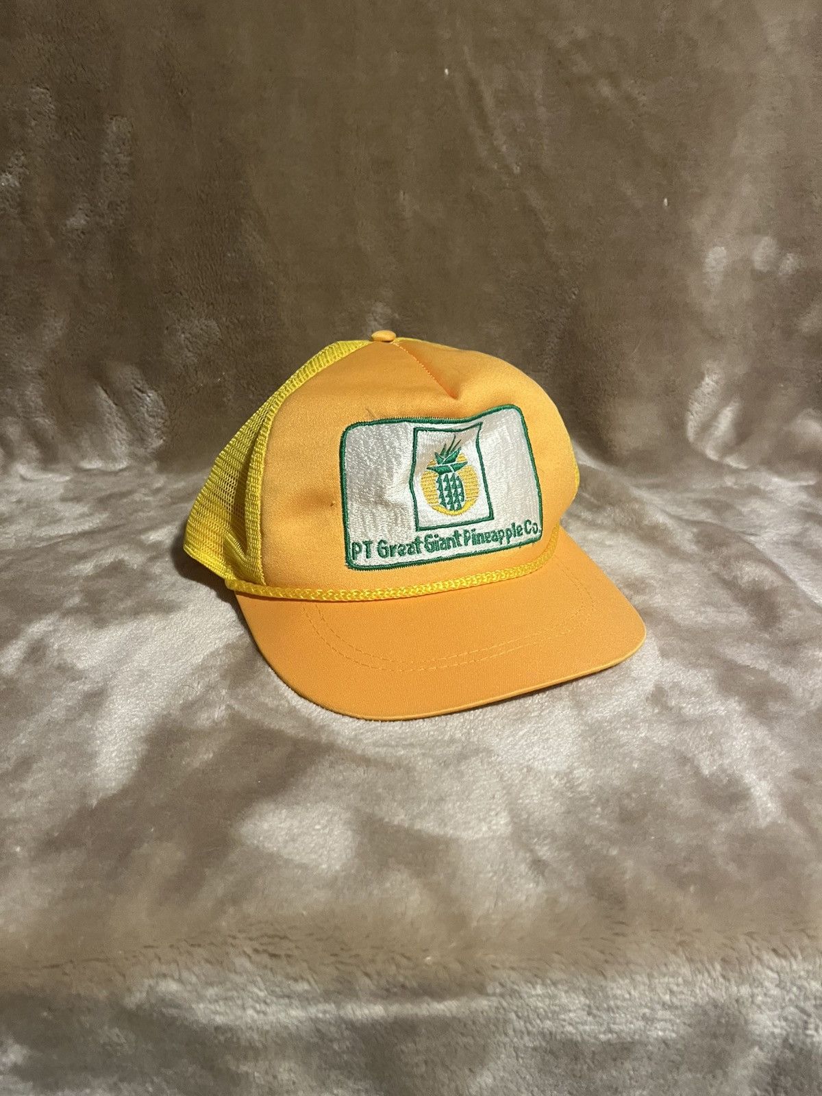 Hanes × Pineapple Connection × Vintage Vintage 80’s 90’s PT Great Giant Pineapple Co. trucker hat Size ONE SIZE - 1 Thumbnail