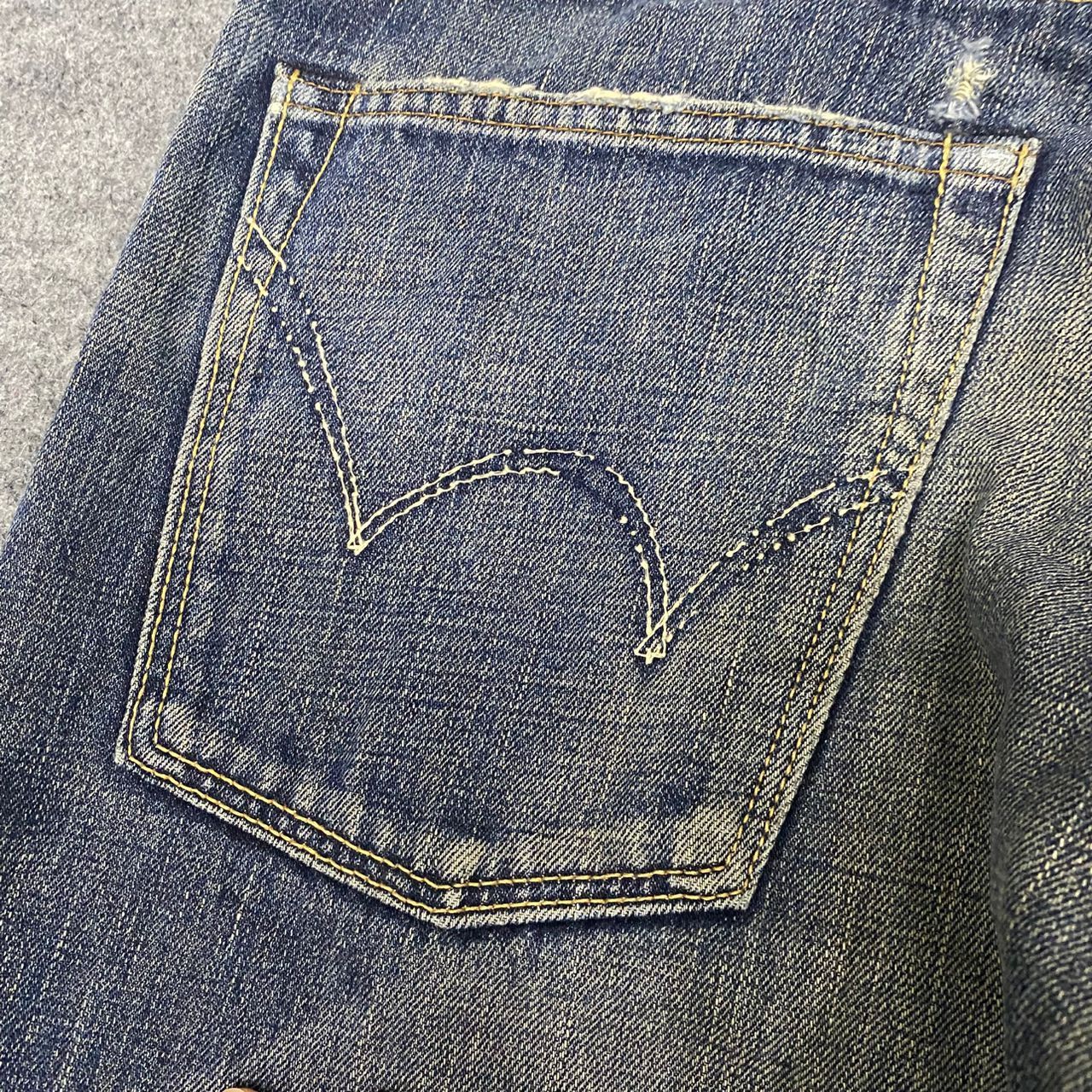 Edwin Vintage Edwin Selvedge Redline Distressed Denim Size US 31 - 14 Thumbnail