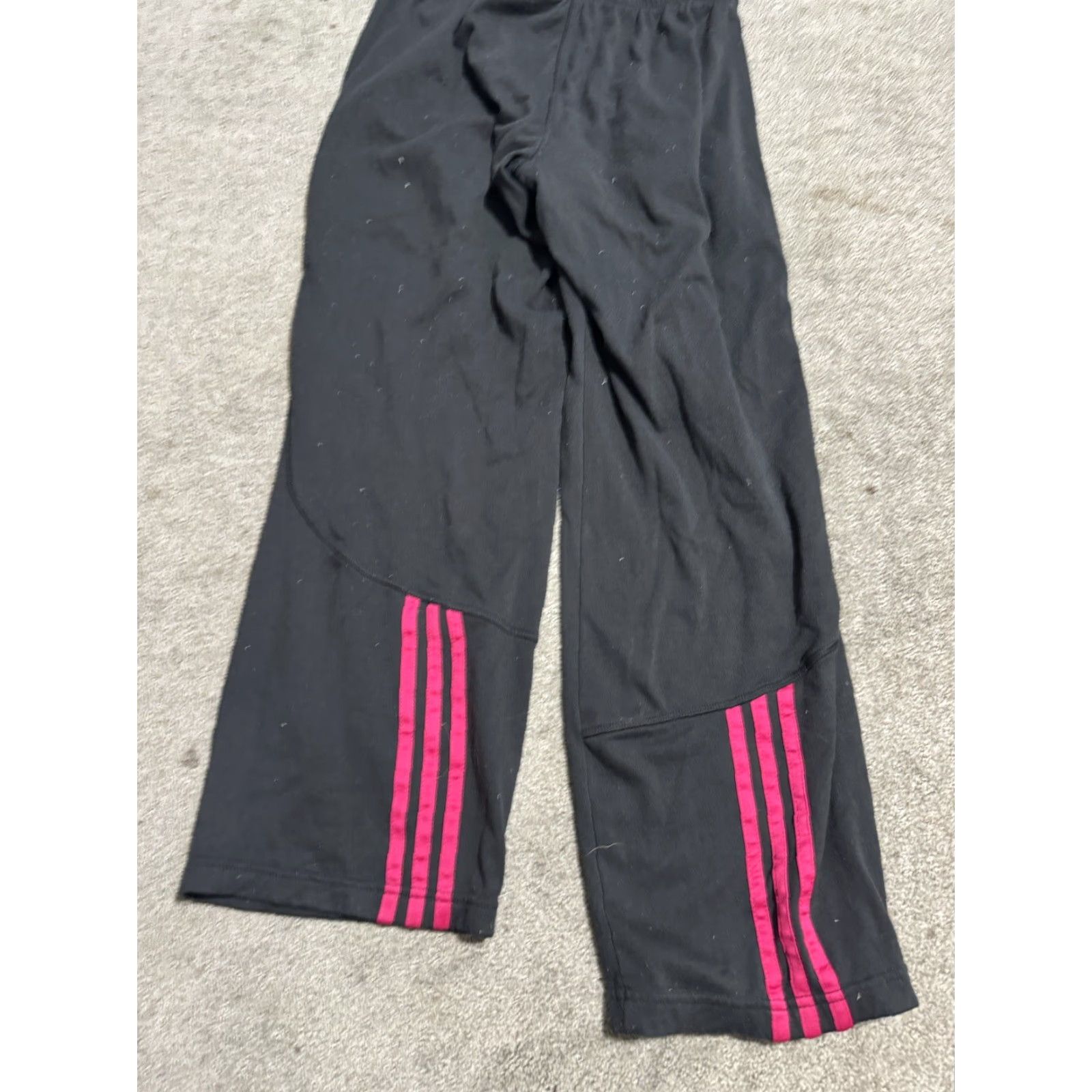 Adidas Adidas Sweatpants Women Black Pink Fleece Training Pant S Small 8-10 Activewear Pants Mens Womens Size 28" / US 6 / IT 42 - 3 Thumbnail