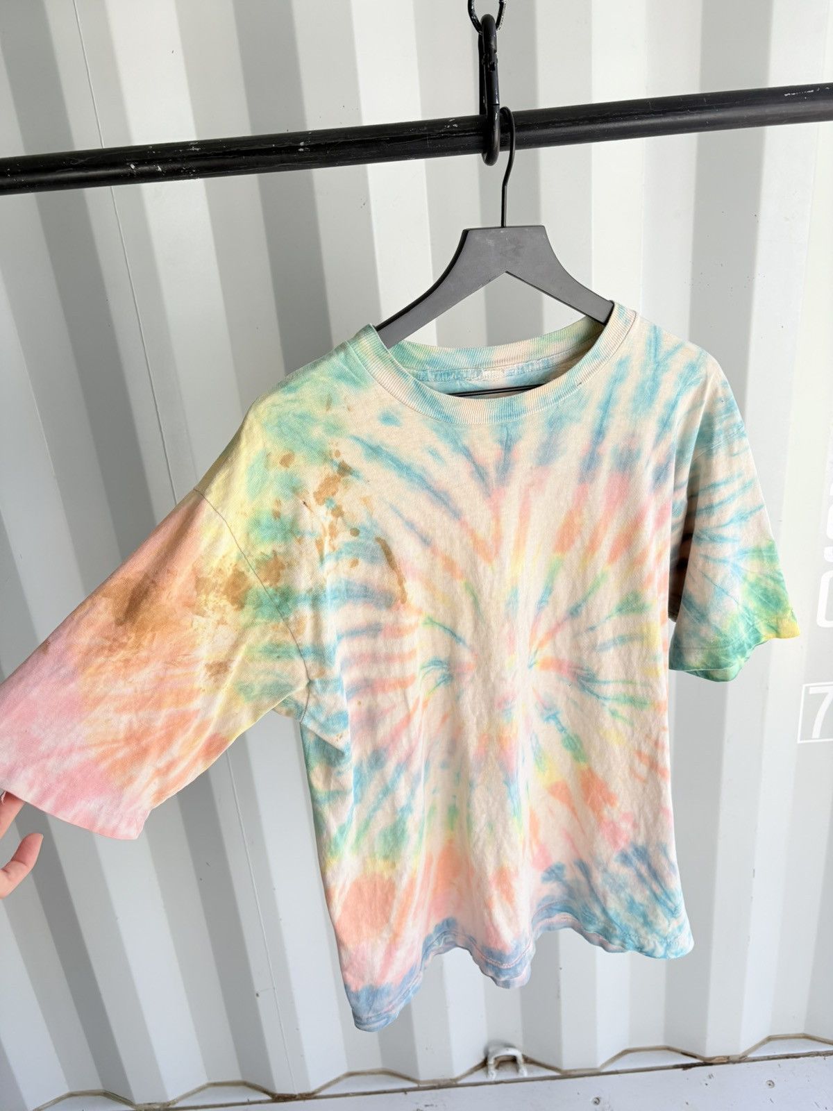 Vintage Vintage Blank Tie Dye Shirt Thrashed Faded Grunge Band Size US XL / EU 56 / 4 - 2 Thumbnail