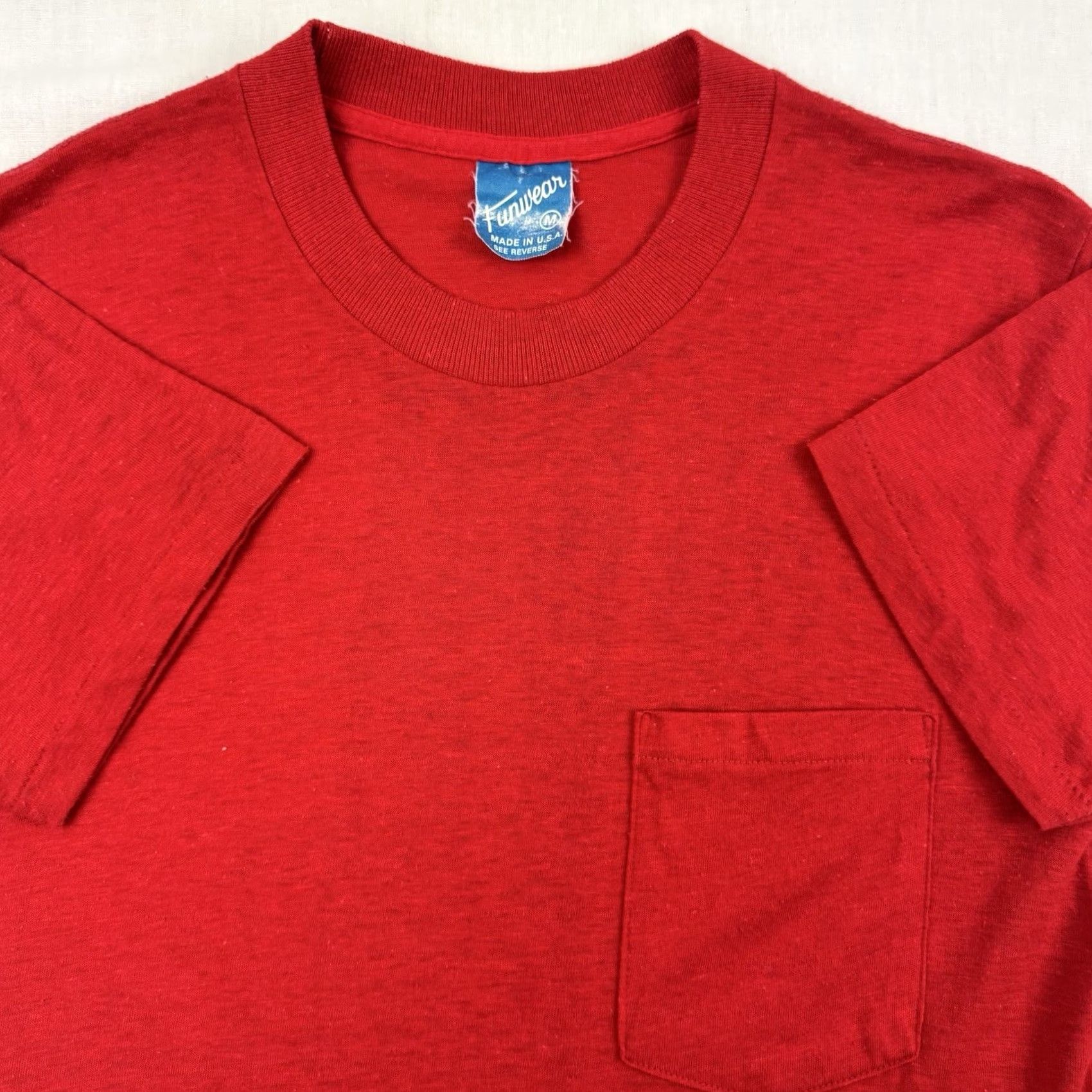 Vintage VINTAGE Funwear T-Shirt Shirt Adult Medium Red 70s 80s USA Pocket Slim Crew Neck Short Sleeve Men Size US M / EU 48-50 / 2 - 2 Thumbnail