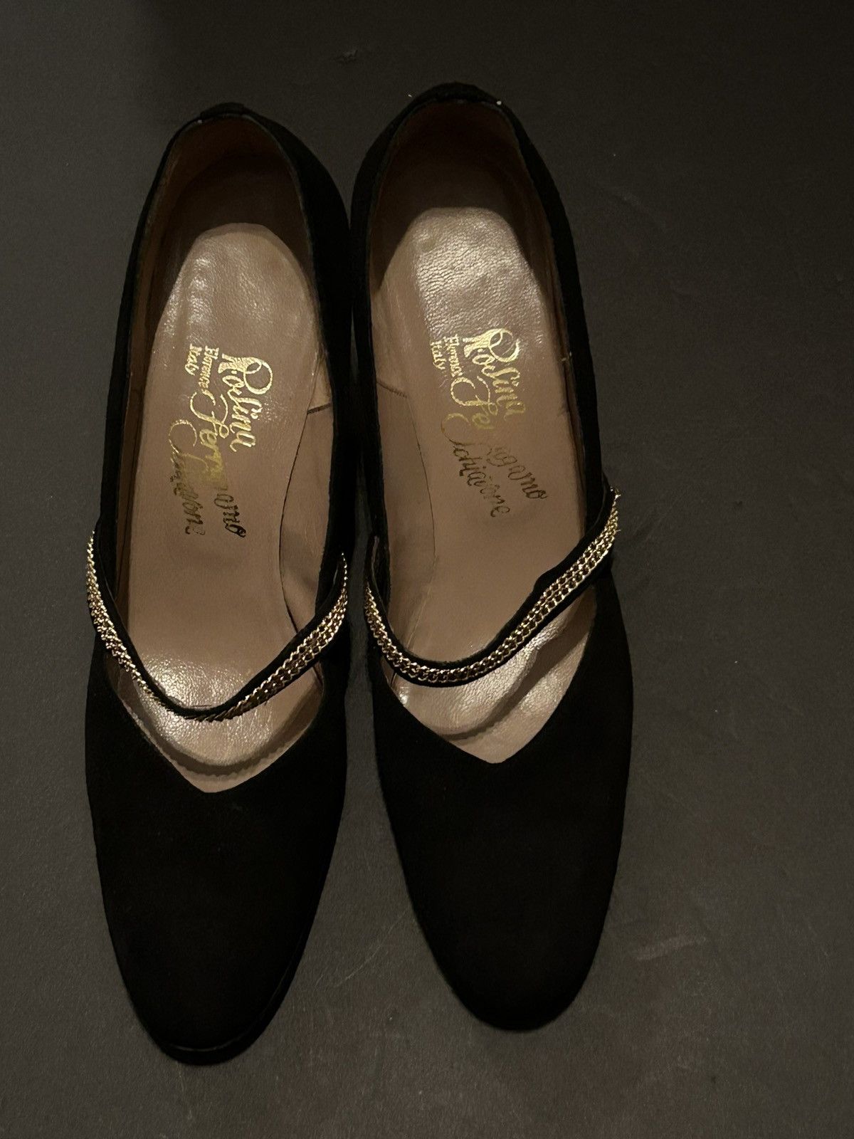 Salvatore Ferragamo Ferragamo suede pump size 9AA Size US 9 / IT 39 - 6 Thumbnail