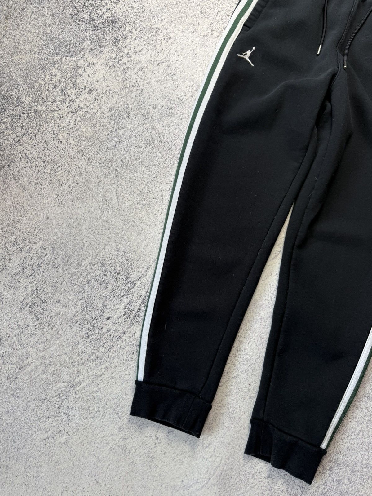 Jordan Brand Jordan PSG Wings Black Sweatpants Size US 32 / EU 48 - 5 Thumbnail