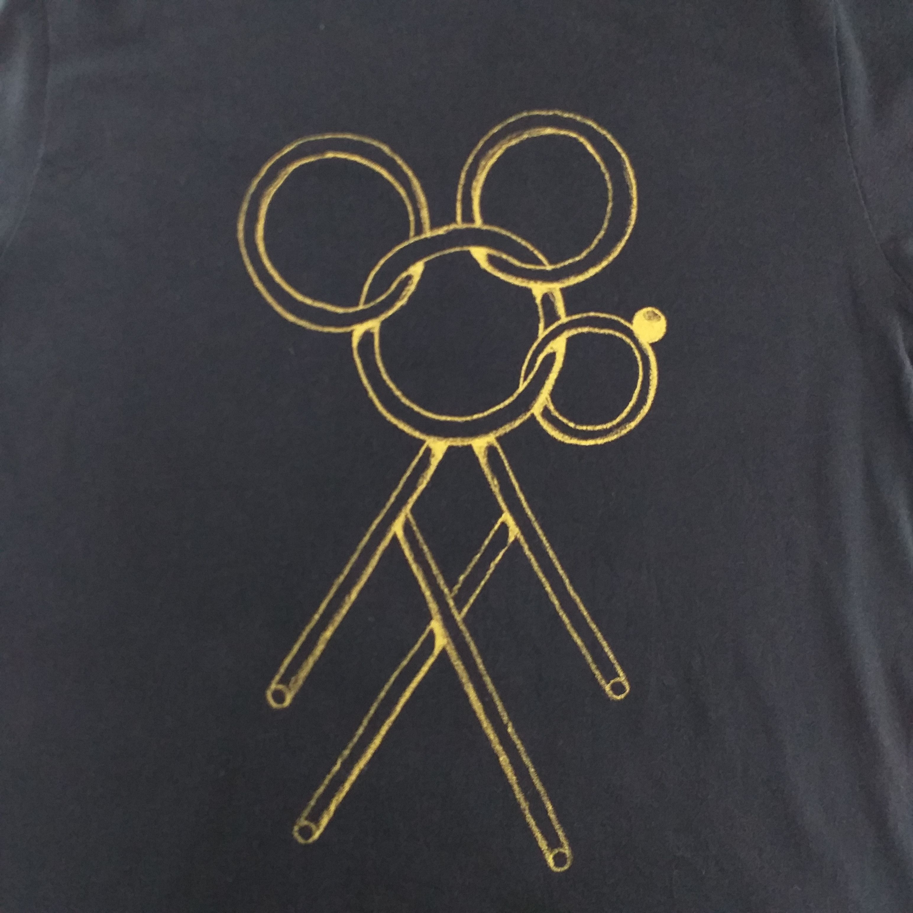 Japanese Brand Disney Geoff McFetridge Canadian Designer Tshirt -F052 Size US M / EU 48-50 / 2 - 3 Thumbnail