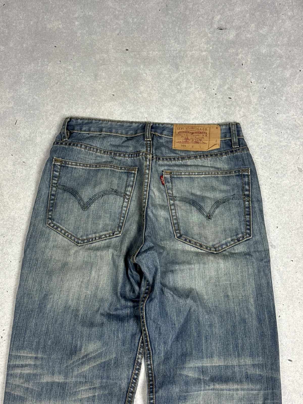 Levi's Vintage Clothing Vintage Levis 501 Made in USA Washed Jeans Size US 32 / EU 48 - 5 Thumbnail