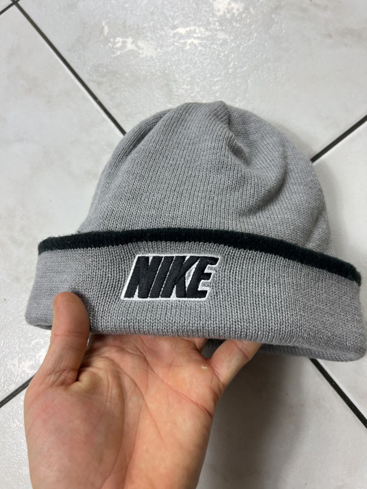 Nike Vintage Nike reversible y2k knit classic swoosh beanie hat Size ONE SIZE - 14 Thumbnail