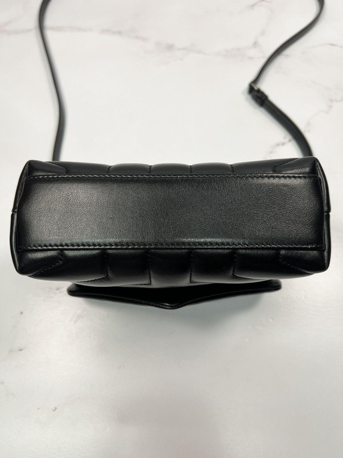 Yves Saint Laurent YSL Yves Saint Laurent Toy Lou Lou Loulou Bag Purse Size ONE SIZE - 5 Thumbnail