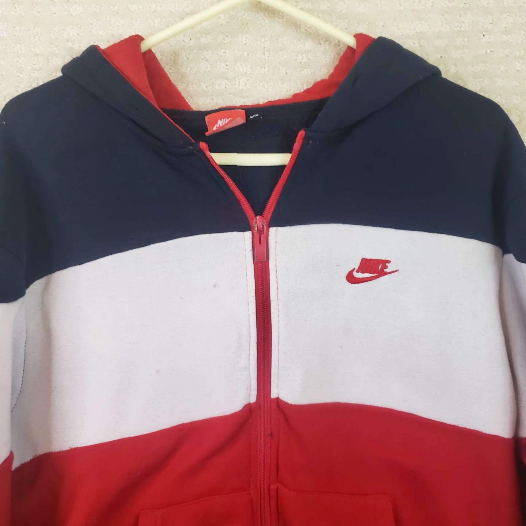 Nike Nike Women's 2XL Vintage Track Jacket Red White Blue Full Zip Pockets Swoosh USA Size XXL / US 16-18 / IT 52-54 - 4 Thumbnail