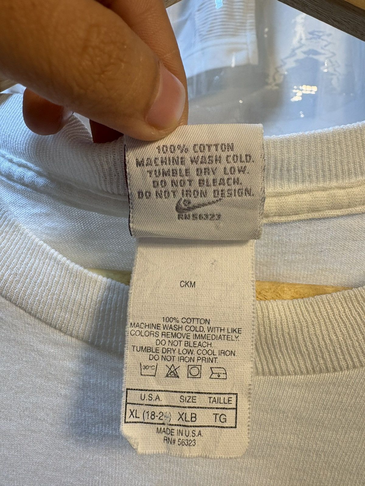 Nike Vintage Nike Air T- Shirt Size US XL / EU 56 / 4 - 8 Thumbnail