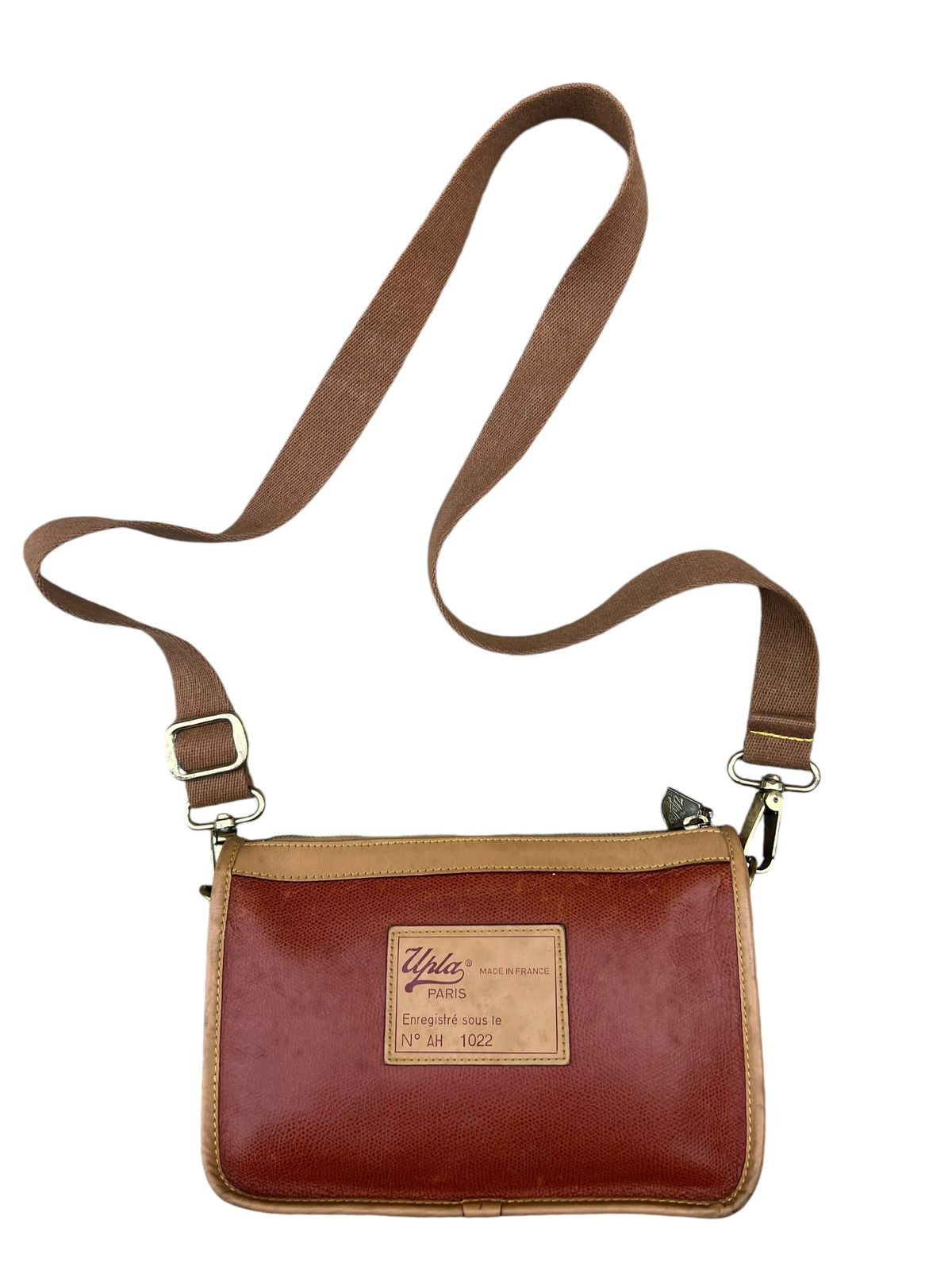 Leather Vintage 90s Upla Paris Scratches Patina Leather Sling Bag Size ONE SIZE - 8 Thumbnail