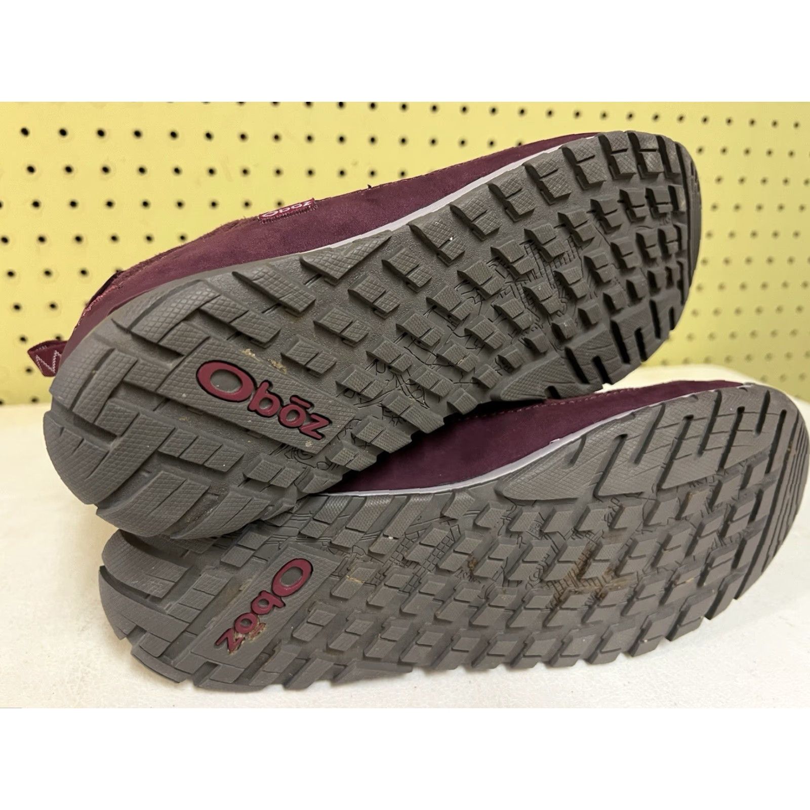 Oboz Oboz Jeanette Low Women’s 7 Walking Sneaker Shoe Outdoor Red 74402 Womens Size 30" / US 8 / IT 44 - 6 Thumbnail
