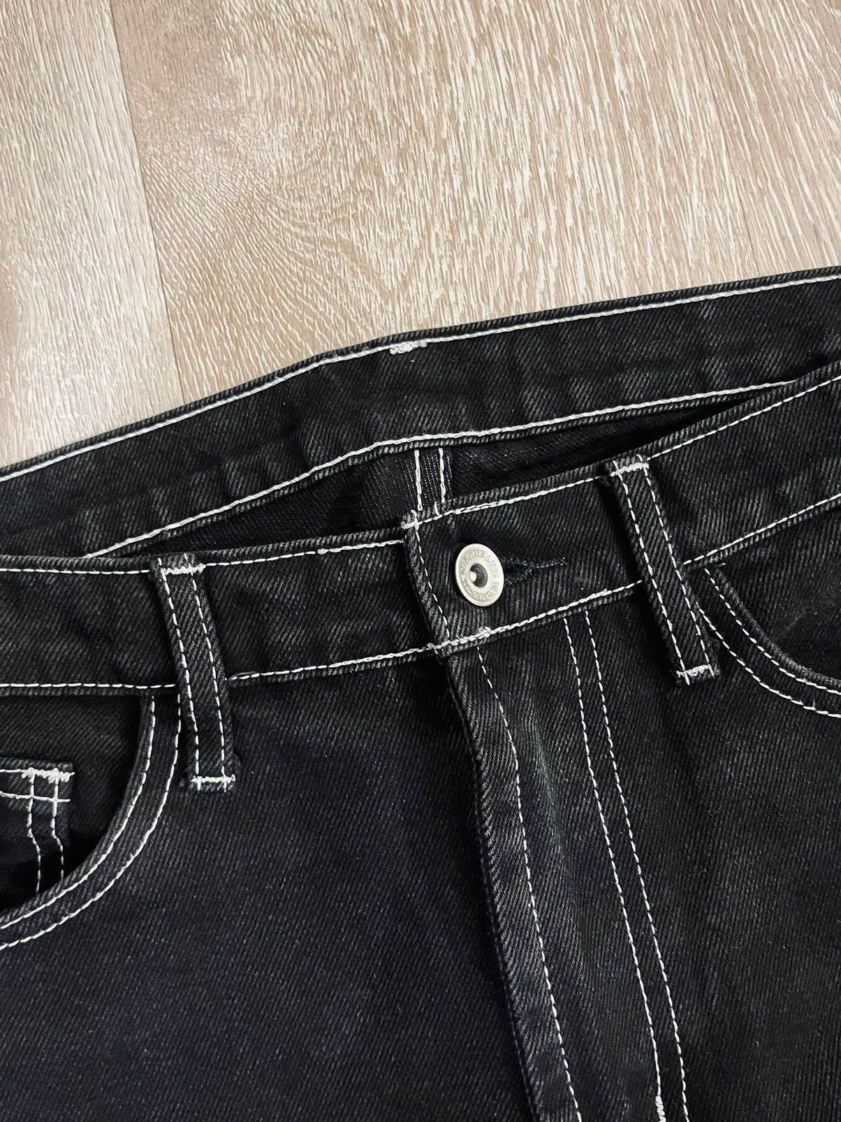 Vlone Vlone Black Old English Runway Denim Size US 32 / EU 48 - 4 Thumbnail