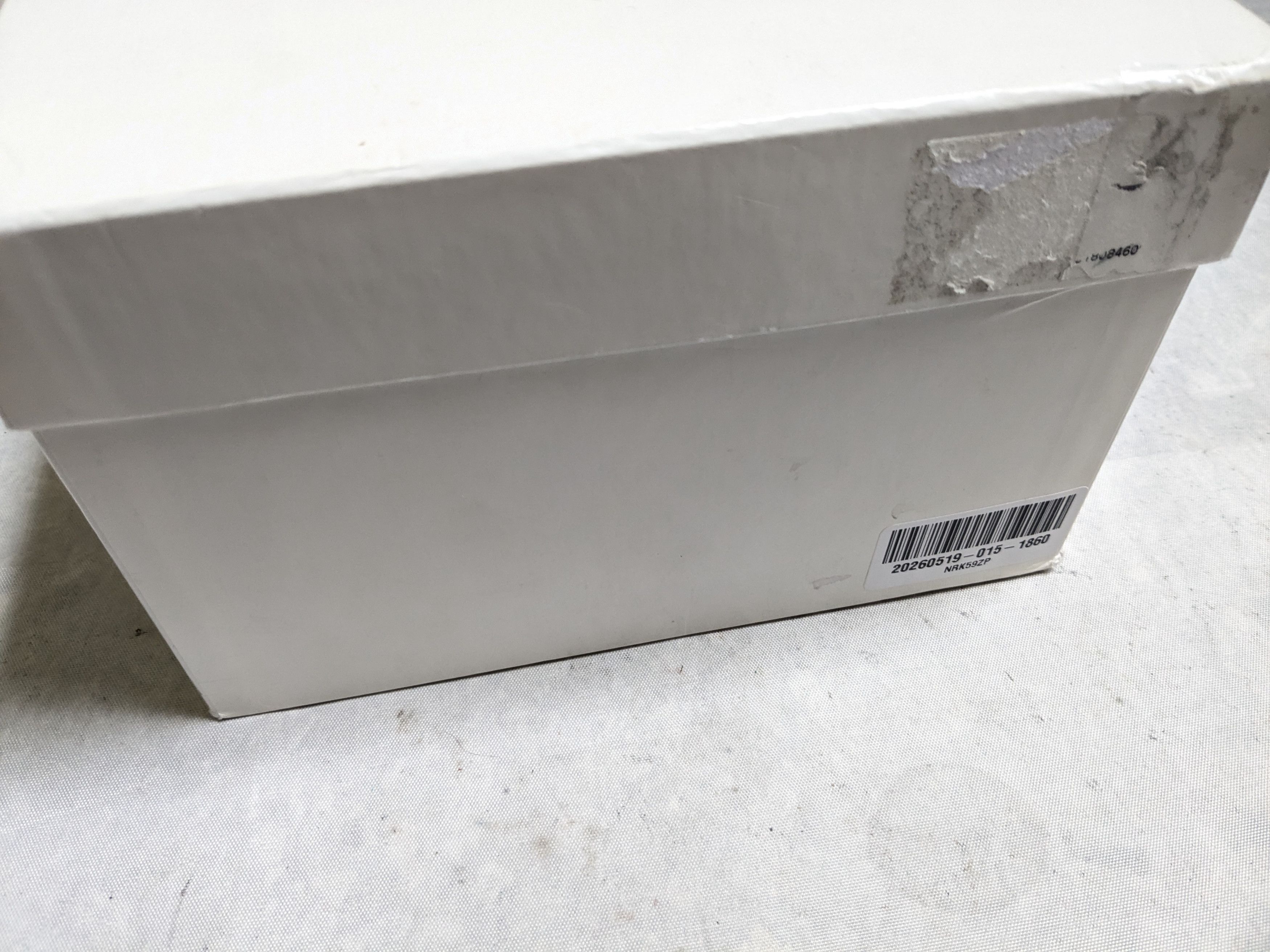 Maison Margiela Maison Margiela Replica GAT Black 9 42 Low Tops Suede Size US 9 / EU 42 - 23 Thumbnail