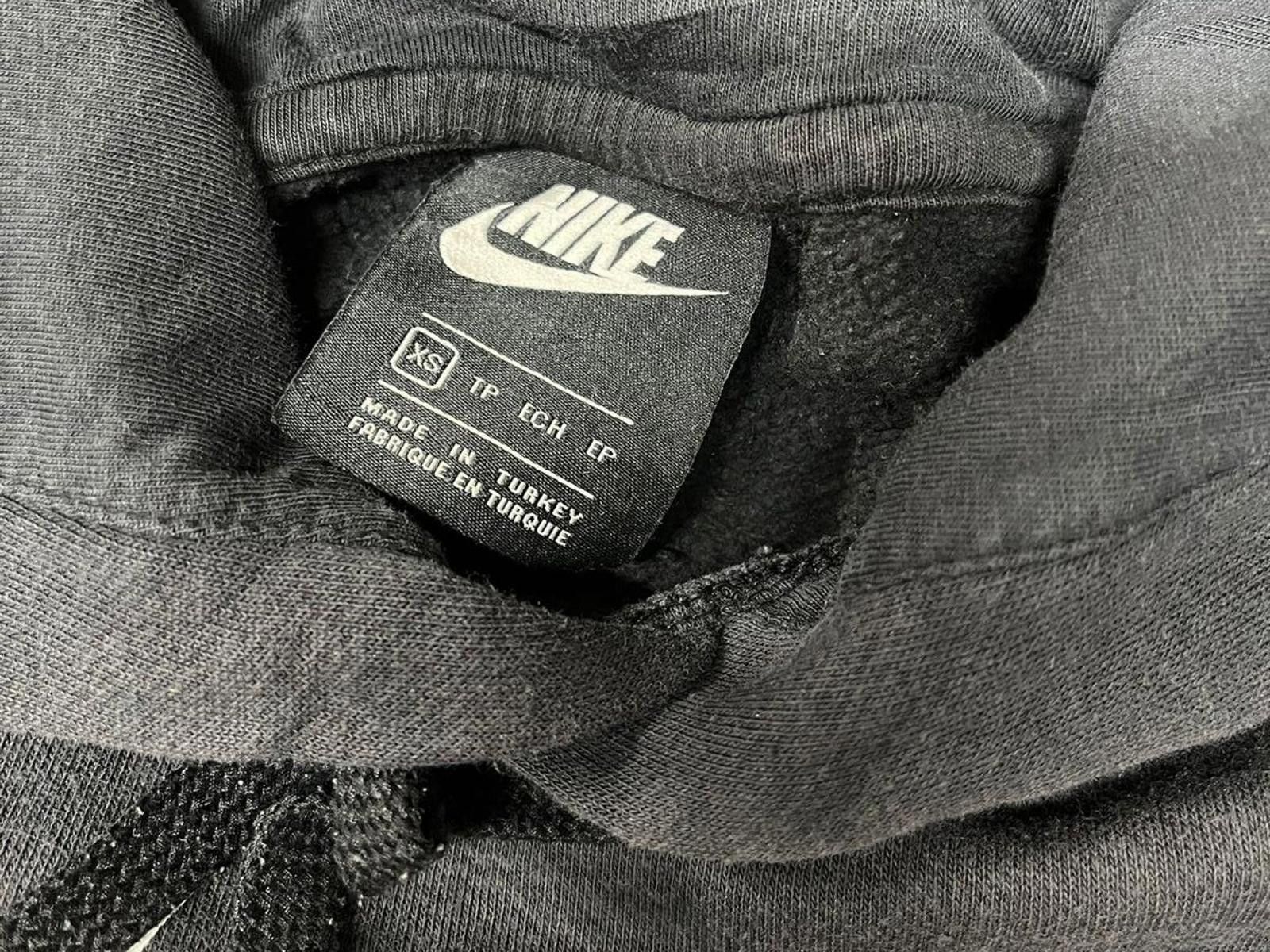 Nike Nike Black Hoodie with Iconic Logo Size US XS / EU 42 / 0 - 2 Thumbnail