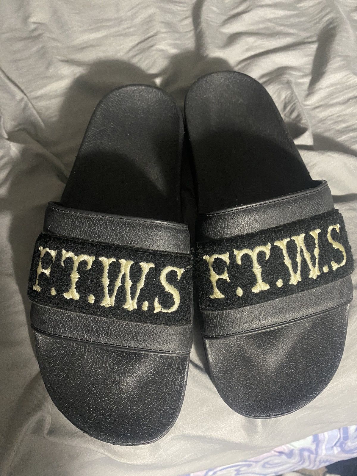 For Those Who Sin FTWS chenille patch slides Size US 8 / EU 41 - 1 Thumbnail
